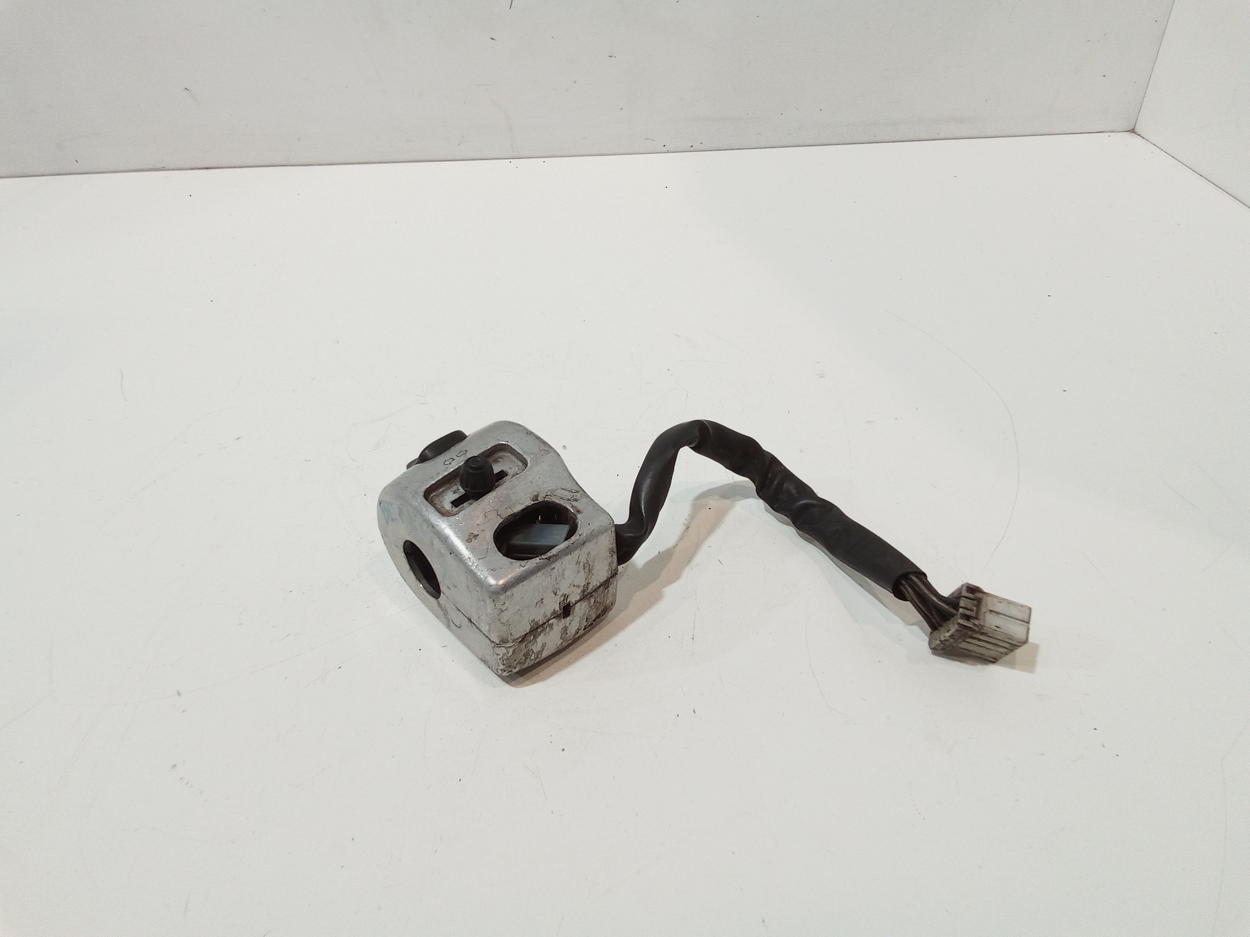 Commutatore Devioluci Sinistro per Piaggio Beverly 200 Serie (2001 - In produzione)