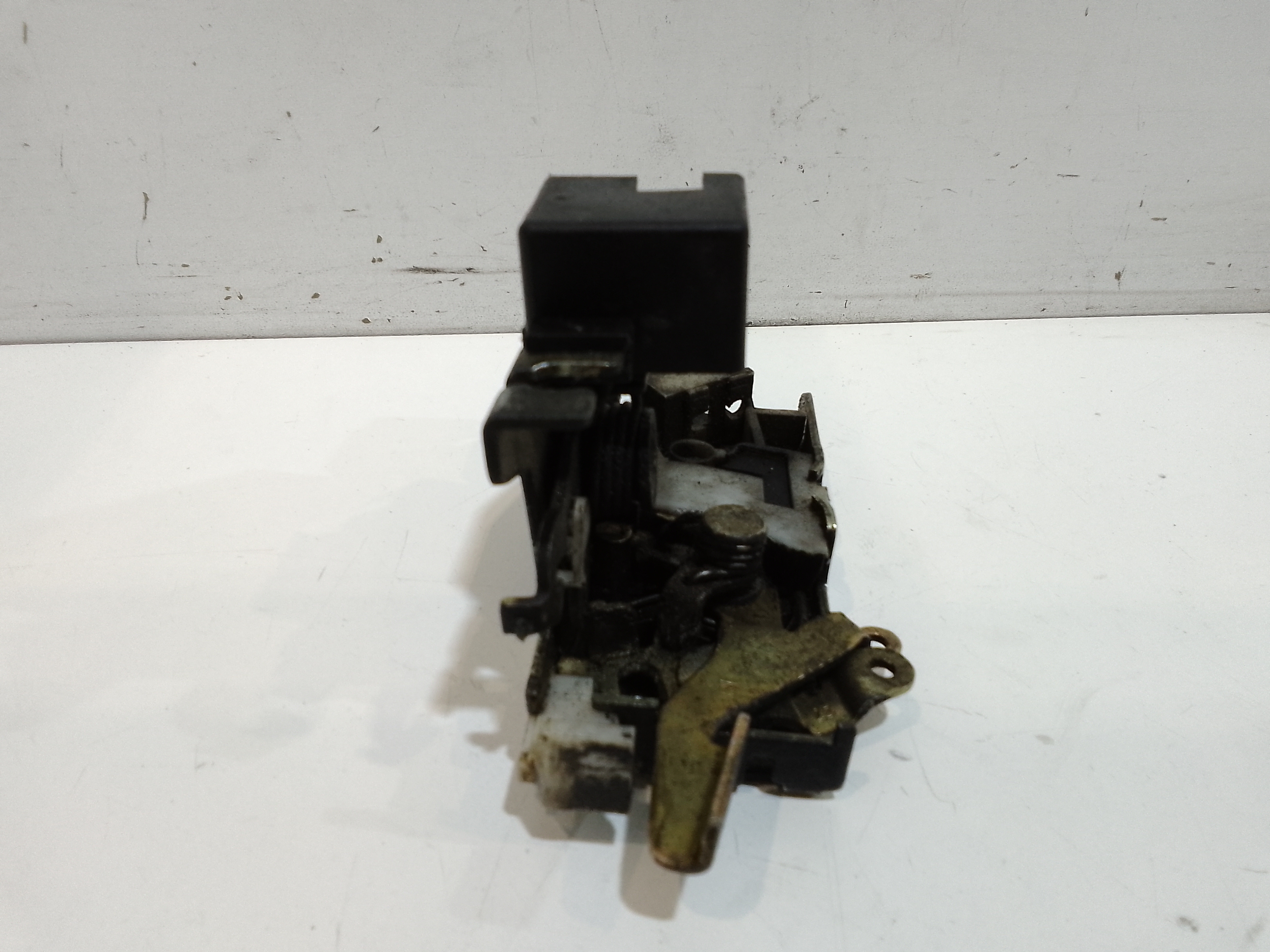 Serratura Anteriore Destra per Mercedes Sprinter 1 Serie (1995 - 2000)