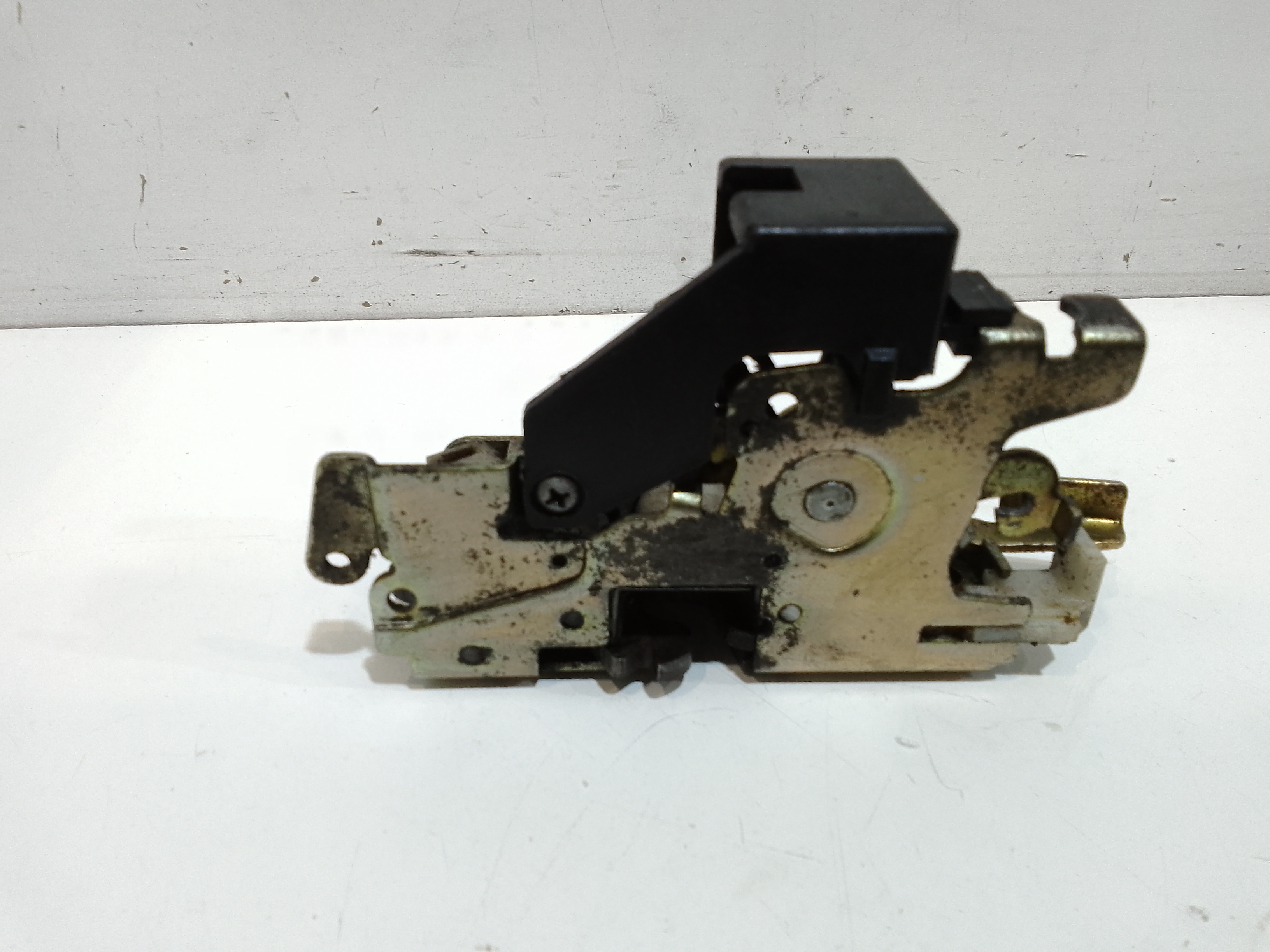 Serratura Anteriore Destra per Mercedes Sprinter 1 Serie (1995 - 2000)