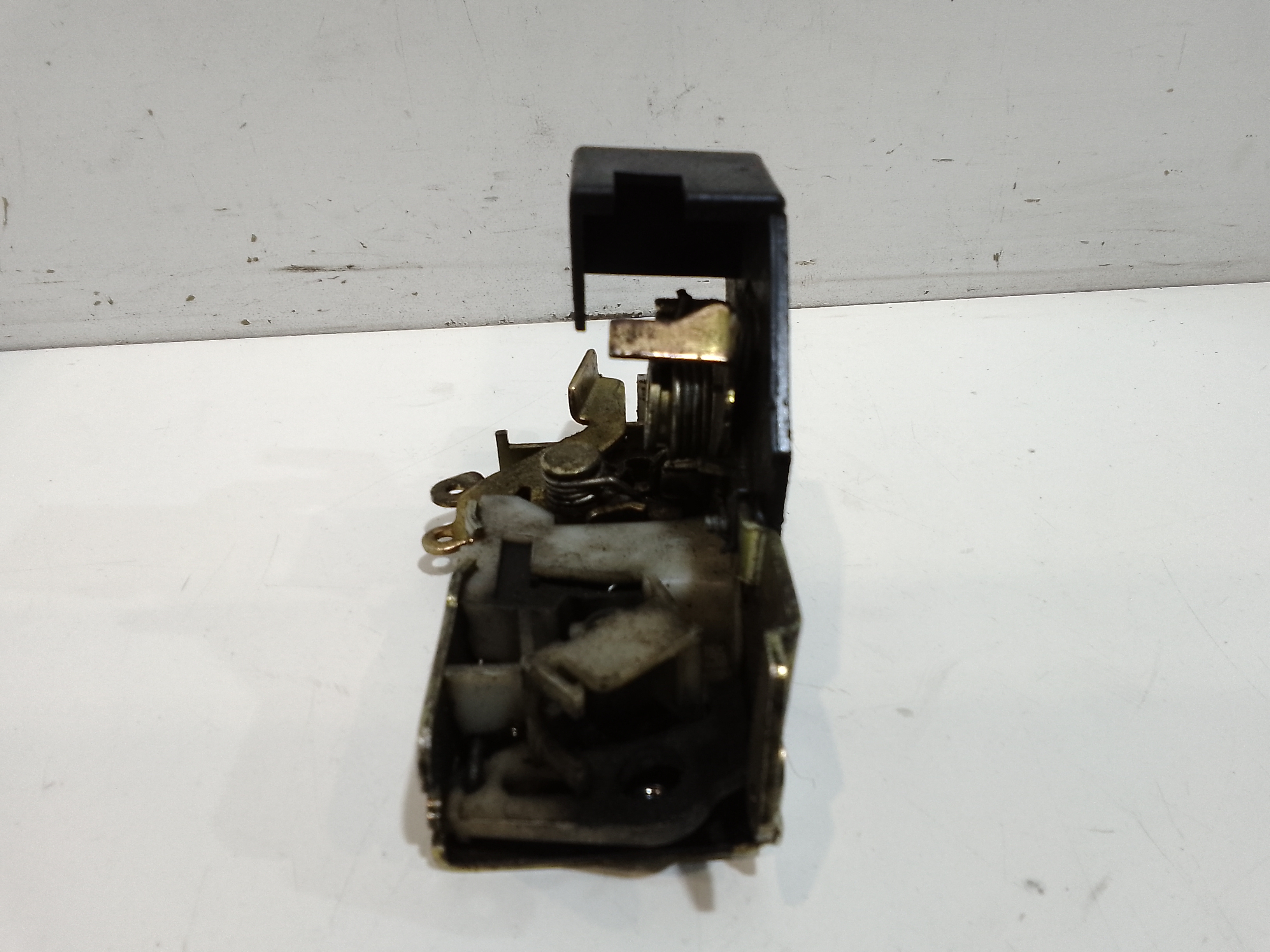 Serratura Anteriore Destra per Mercedes Sprinter 1 Serie (1995 - 2000)