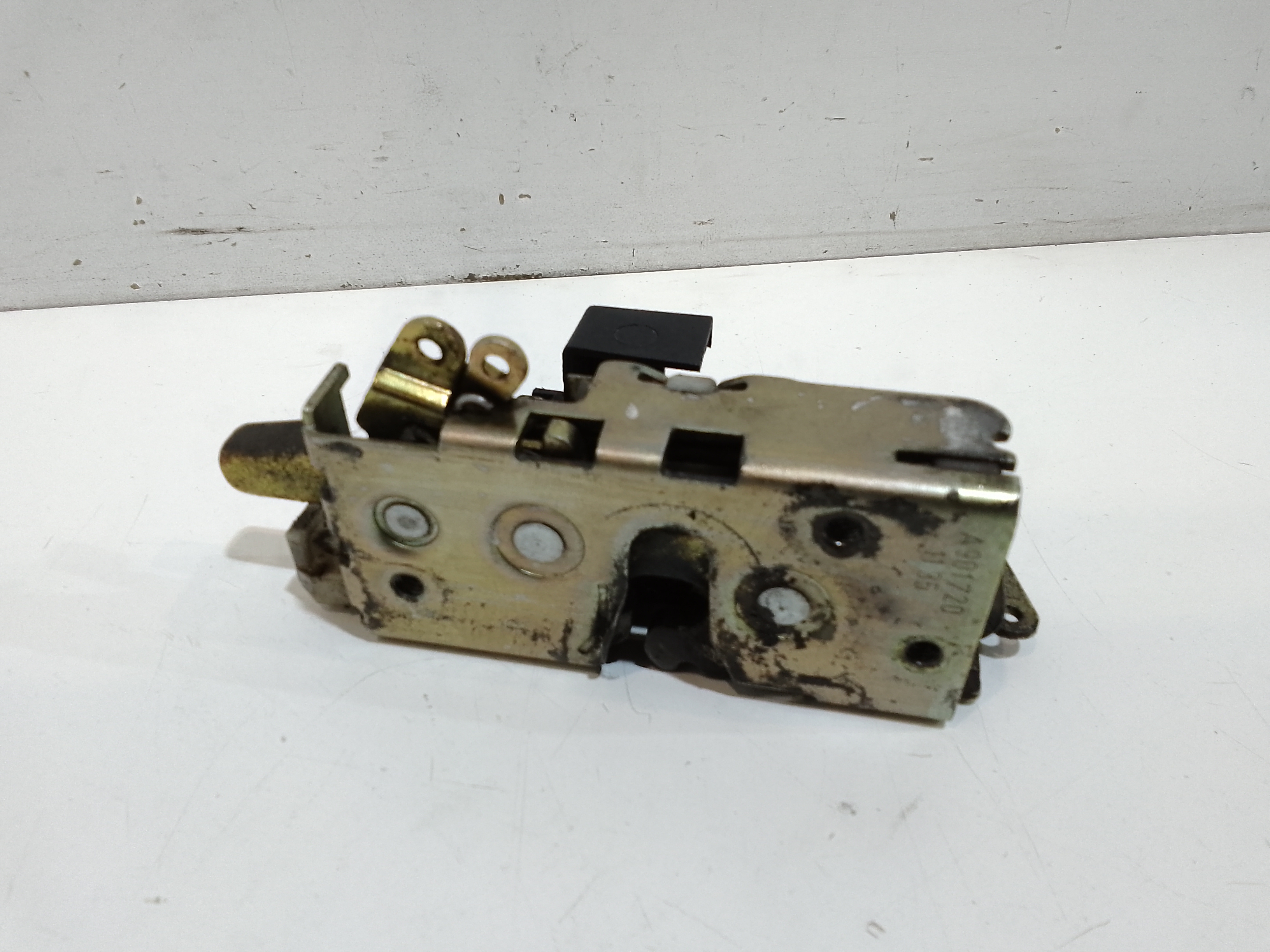 Serratura Anteriore Destra per Mercedes Sprinter 1 Serie (1995 - 2000)