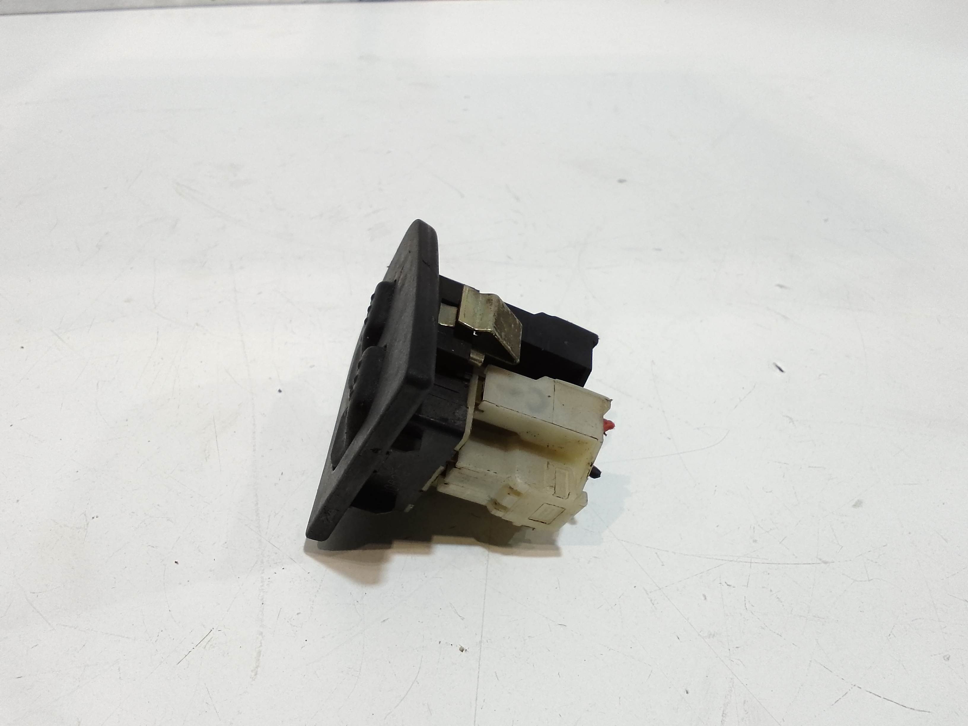 Pulsantiera anteriore sinistra Guida per Alfa Romeo 146 Serie (930_) (94>99) (1994 - 1999)