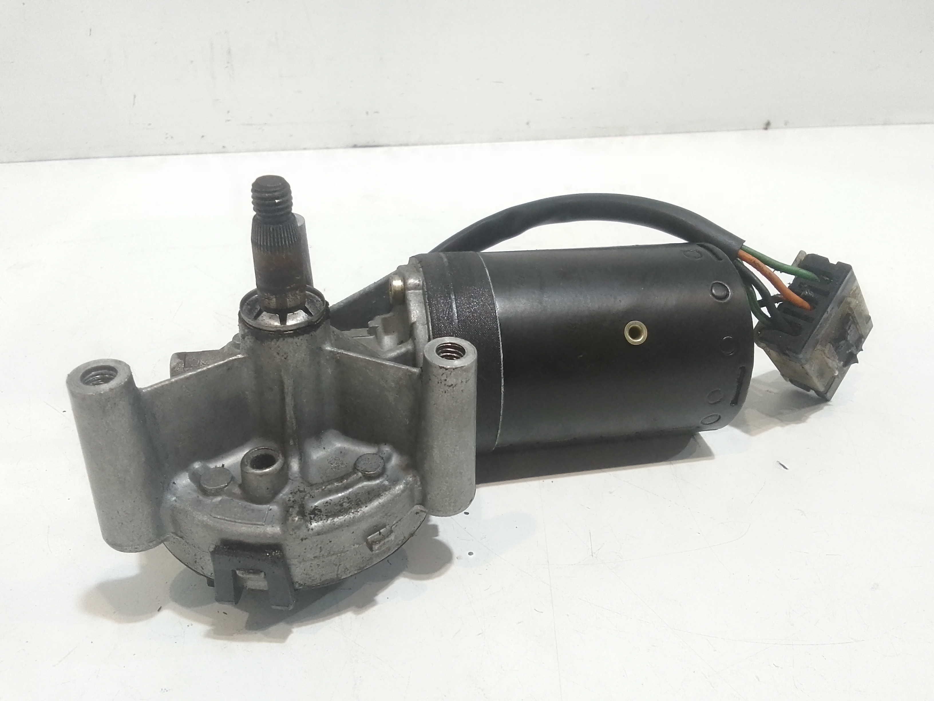 Motorino Tergicristallo Anteriore per Nissan Vanette Serie  (c220) (83>95) (1983 - 1995)