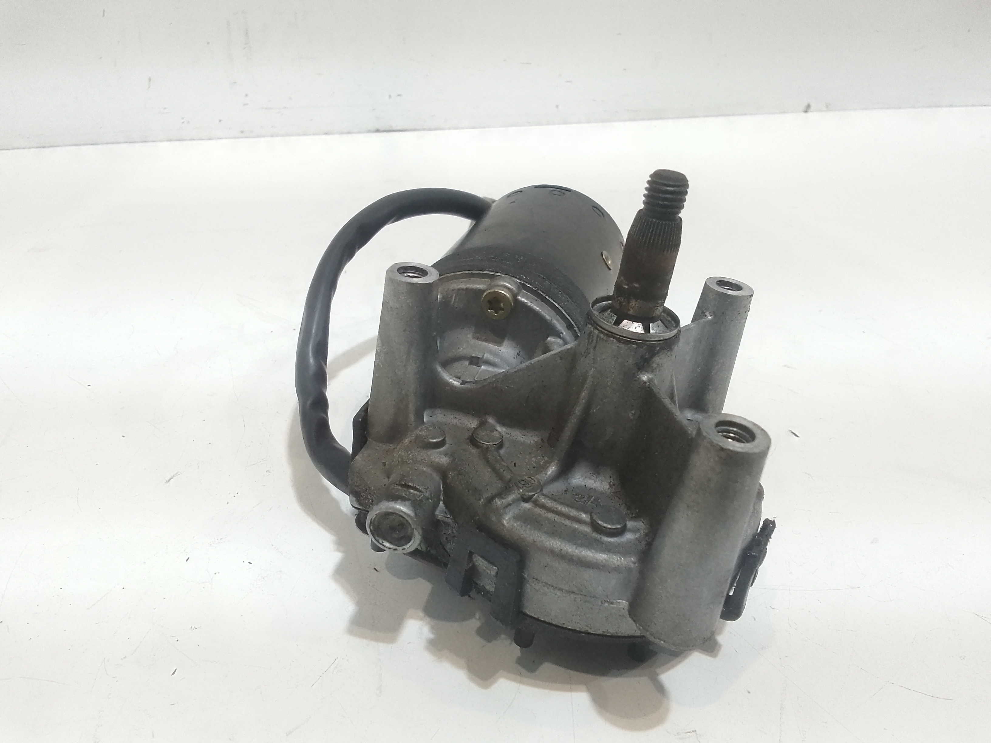 Motorino Tergicristallo Anteriore per Nissan Vanette Serie  (c220) (83>95) (1983 - 1995)