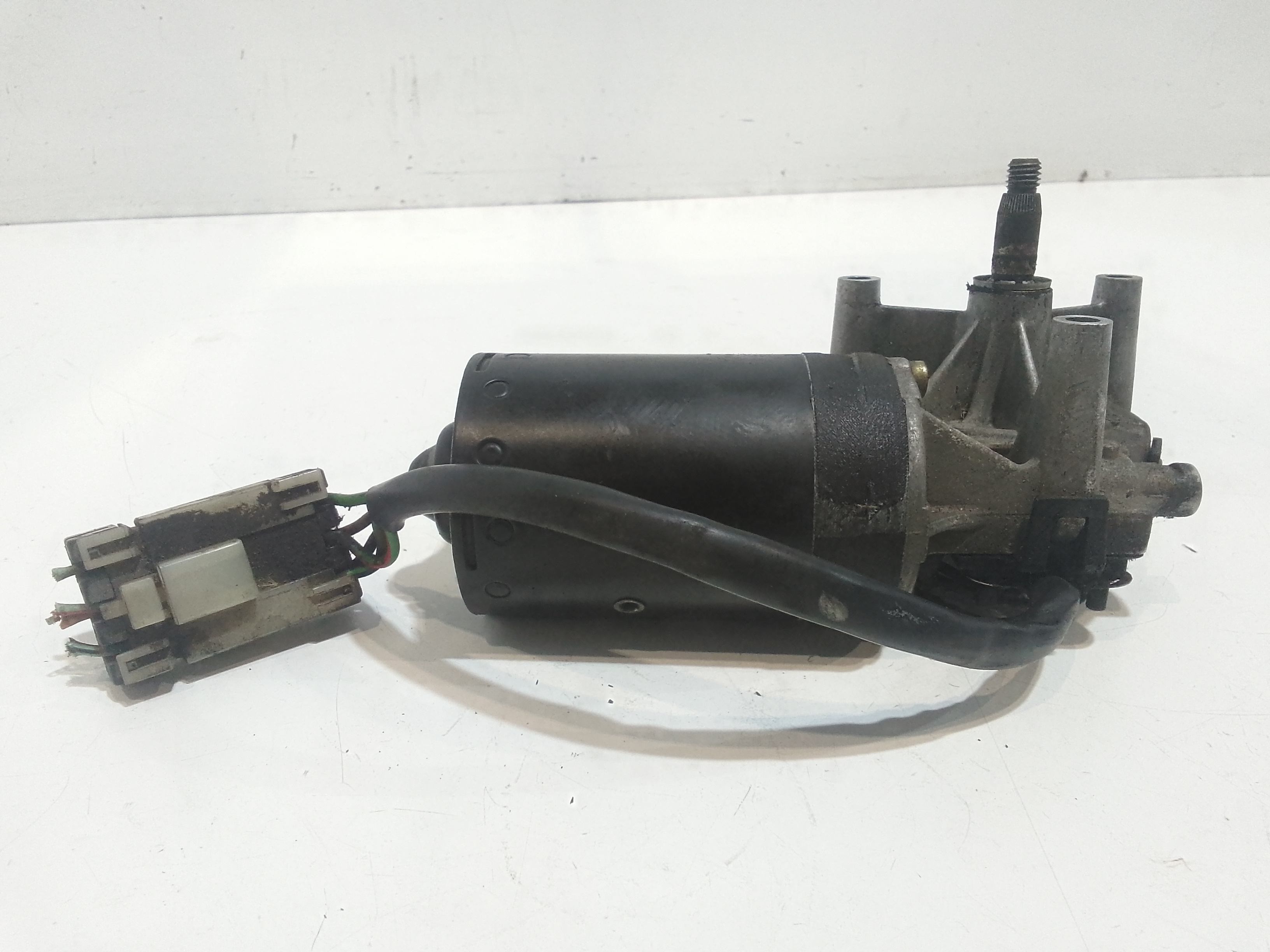 Motorino Tergicristallo Anteriore per Nissan Vanette Serie  (c220) (83>95) (1983 - 1995)