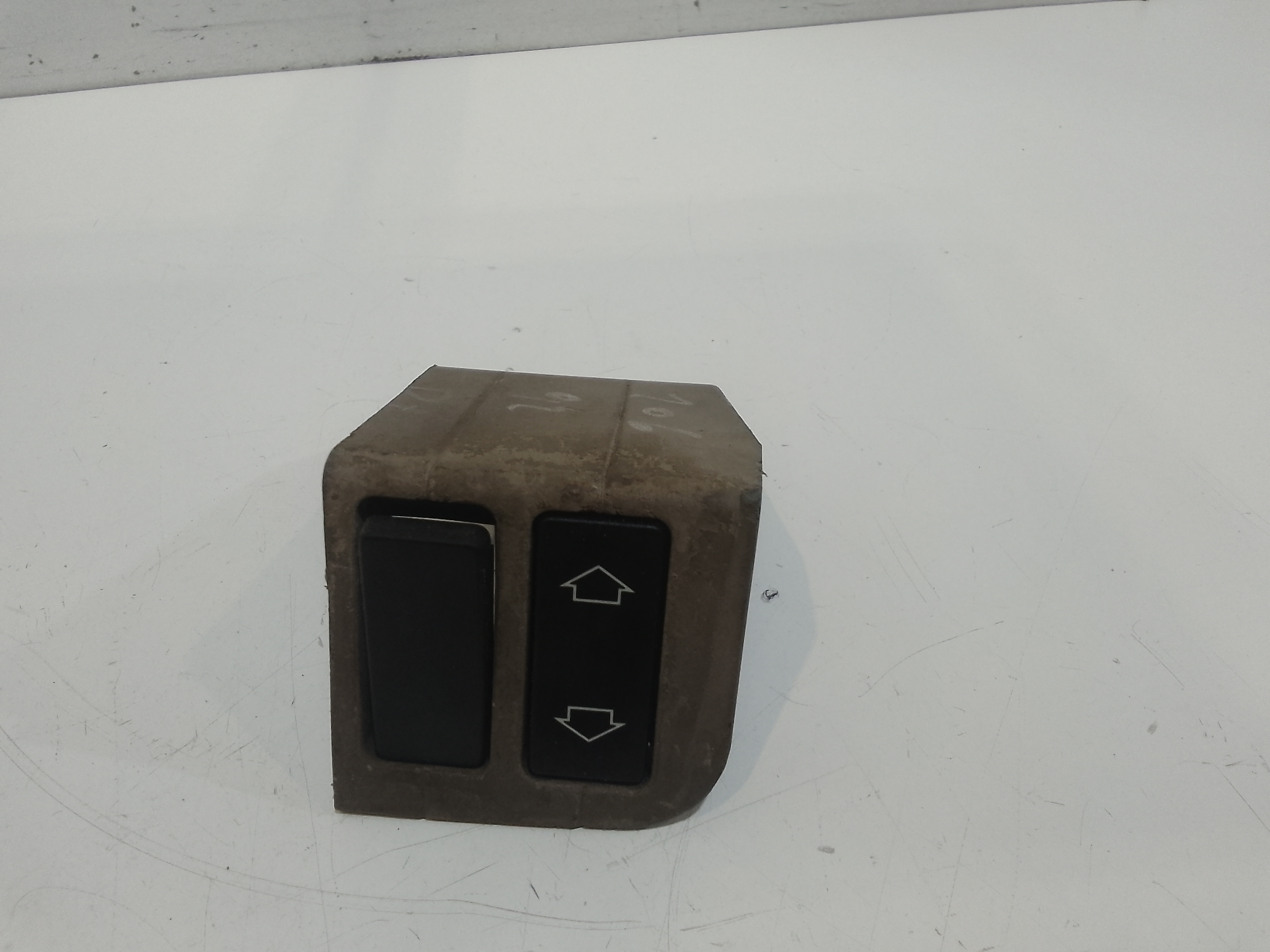 Pulsantiera Anteriore Destra Passeggero per Peugeot 106 1 Serie (1991 - 1996)