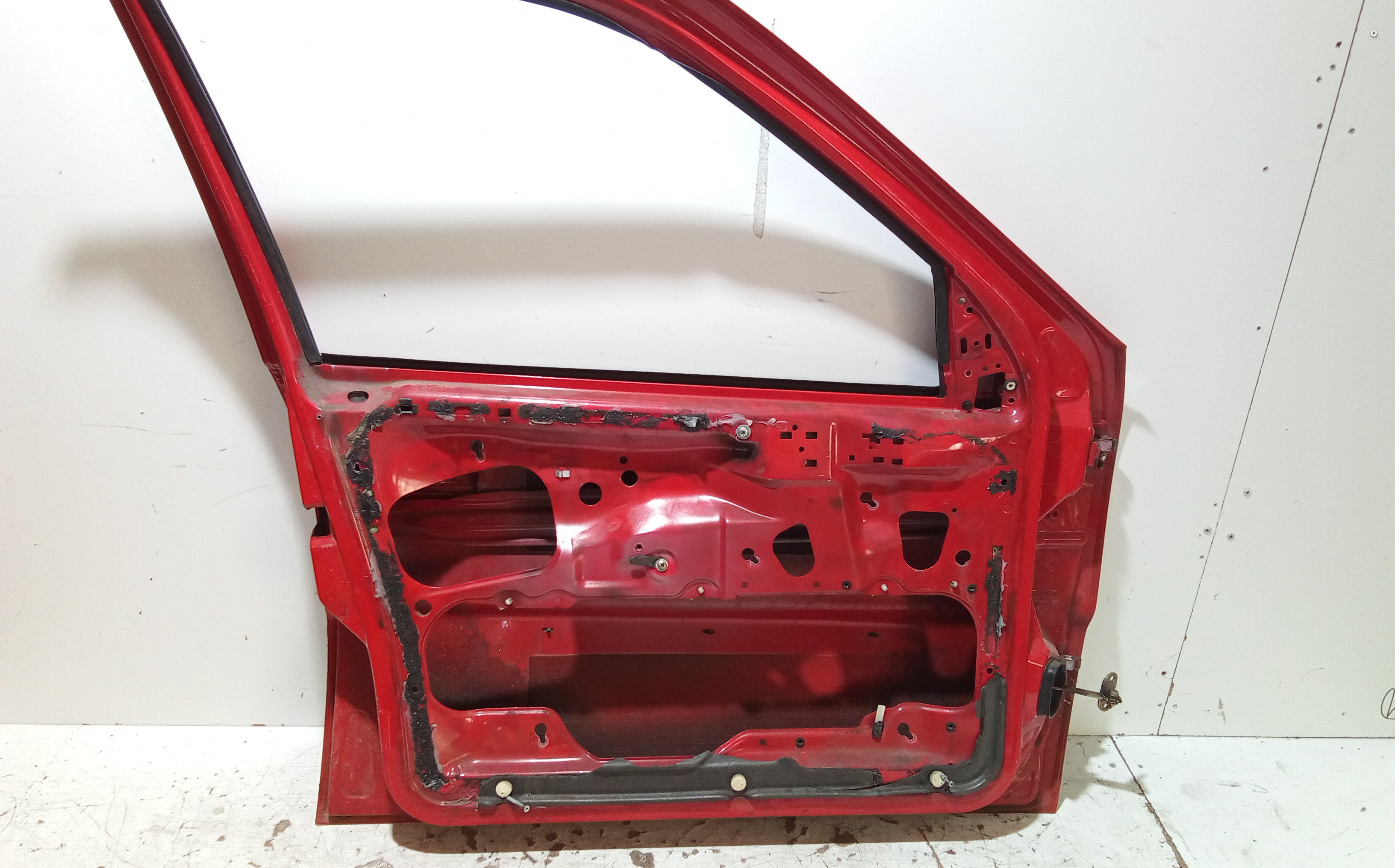 Portiera Anteriore Sinistra per Volkswagen Polo 3 Serie (1994 - 2001)