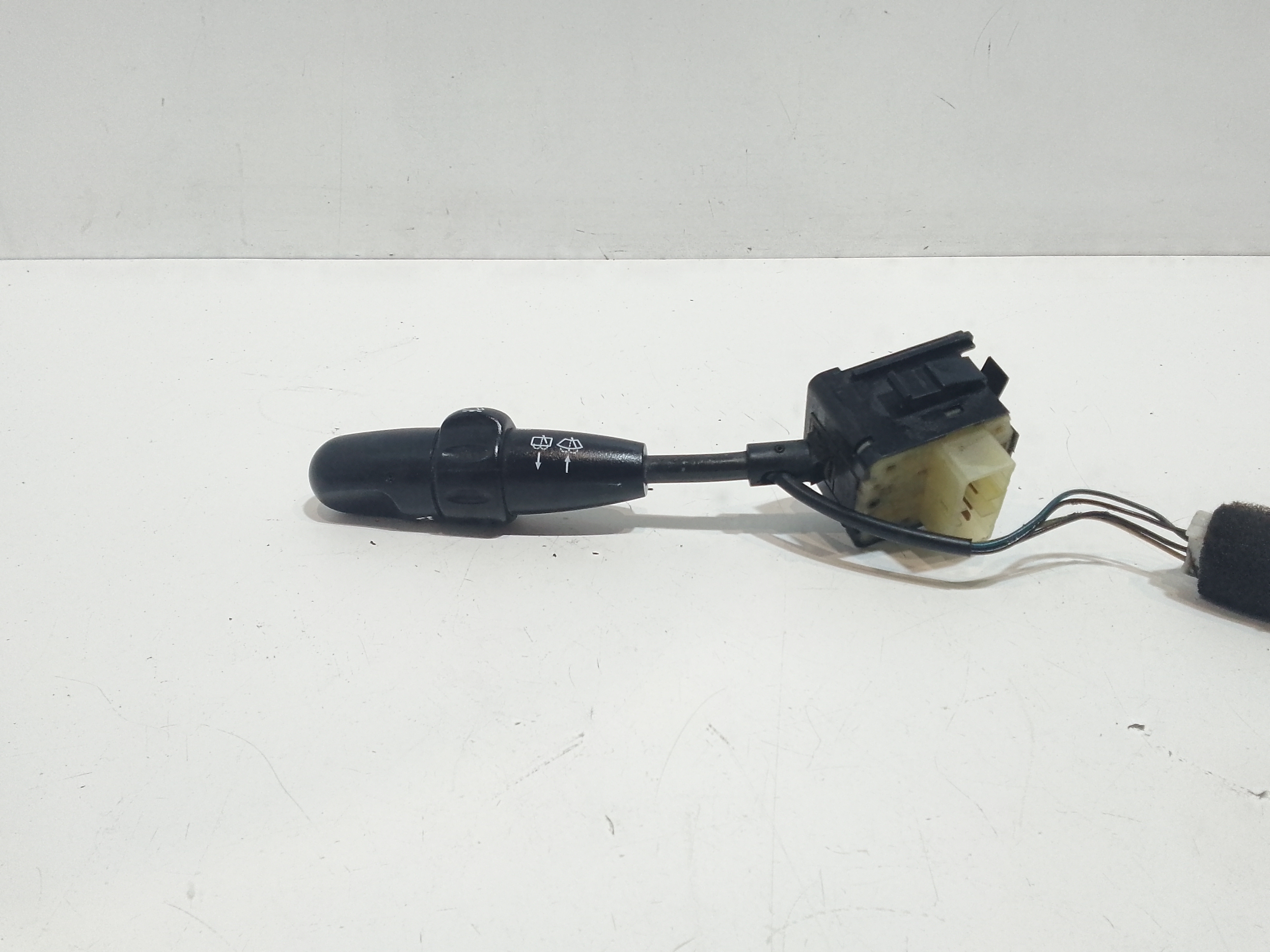 Devioluci destro per Chevrolet Aveo 1 Serie (2006 - 2011)