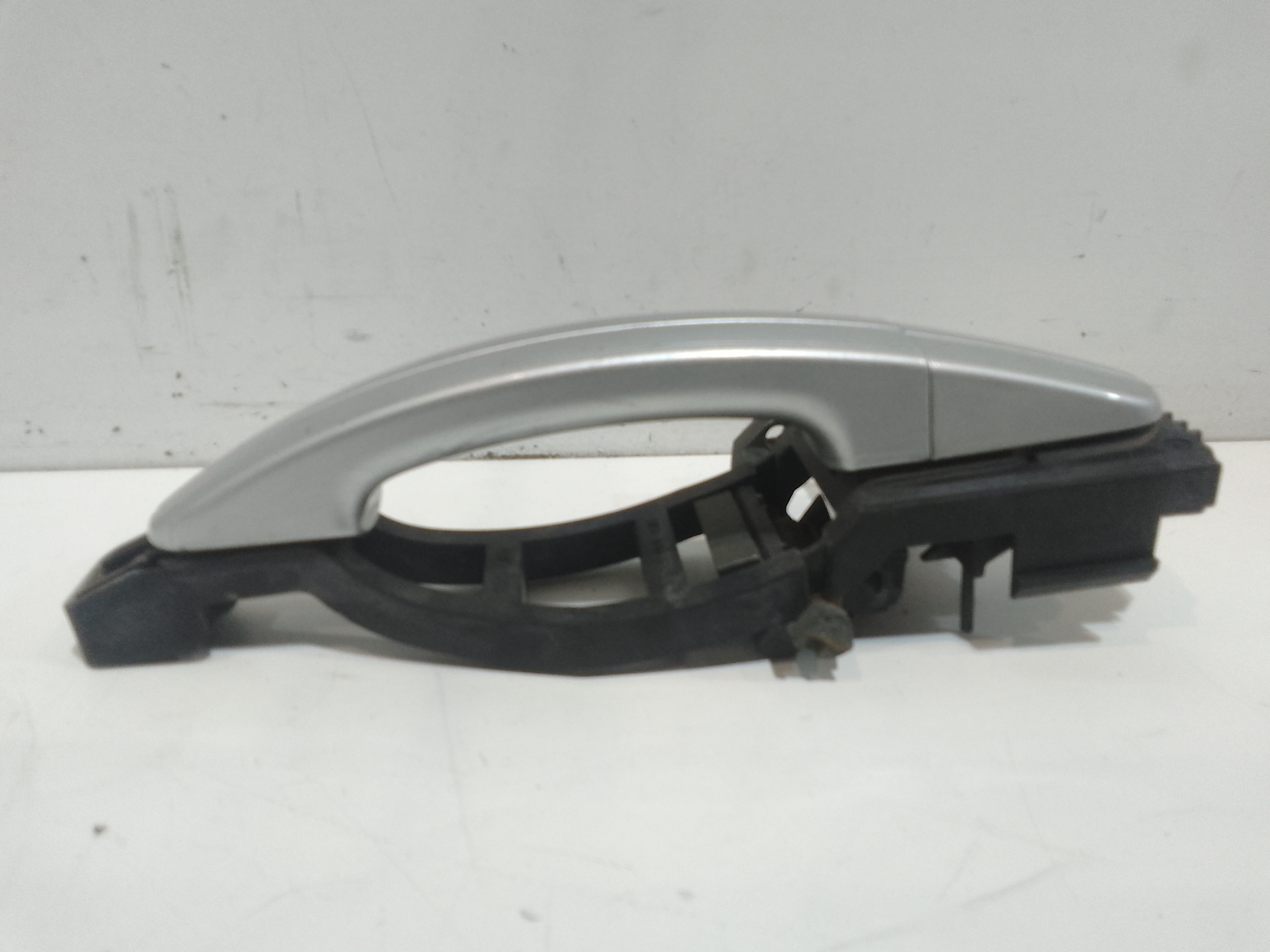 Maniglia esterna Posteriore Sinistra per Ford C - Max Serie (03>07) (2003 - 2007)