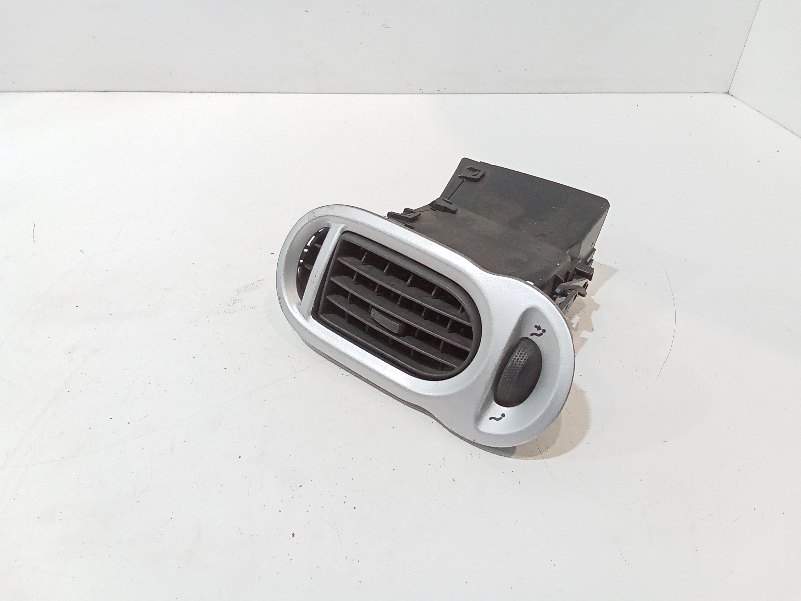 Bocchetta aria cruscotto lato passeggero per Renault Grand Modus 1 Serie (2008 - In produzione)