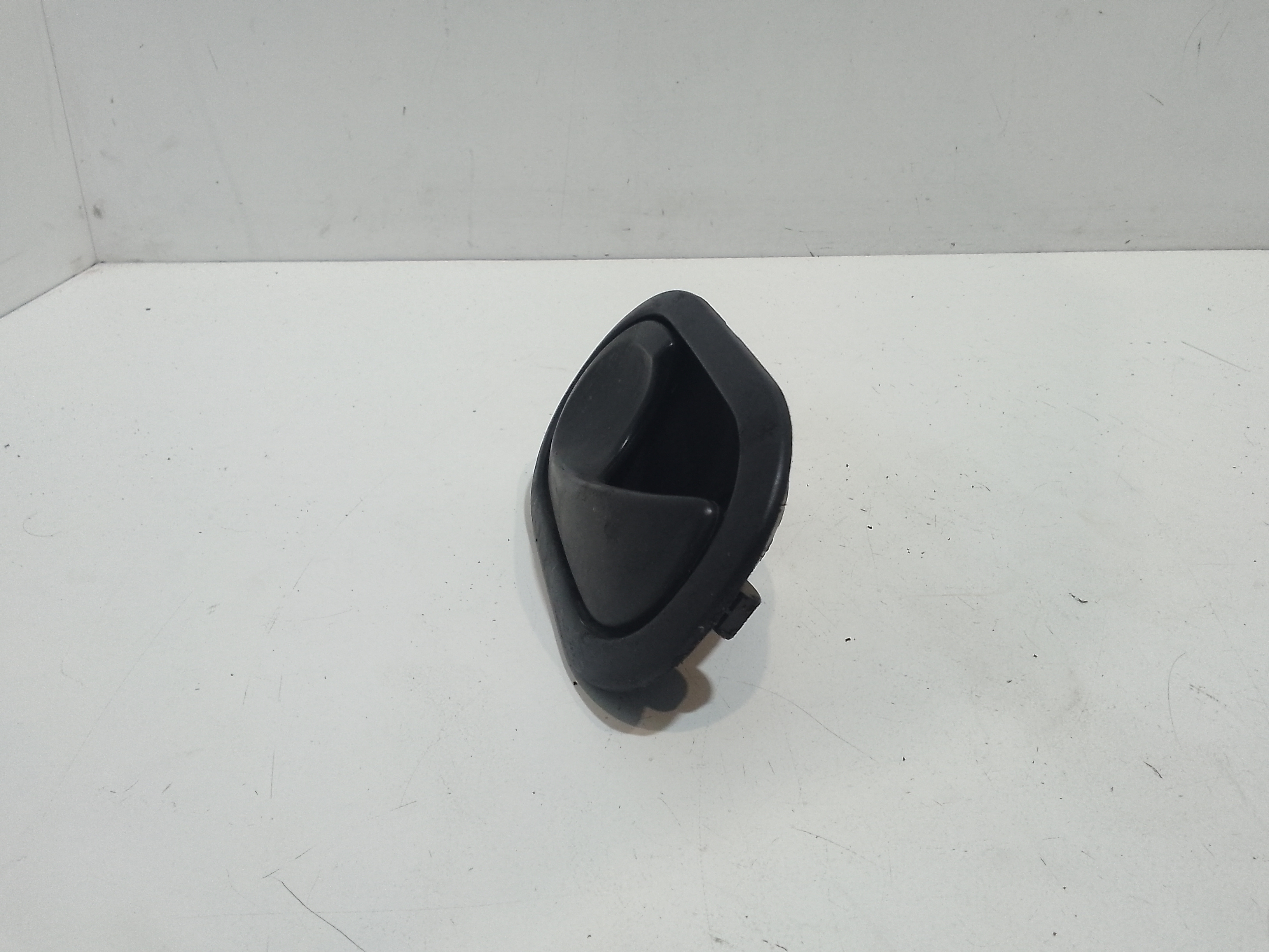 Maniglia interna anteriore Sinistra per Renault Twingo Ii Serie  (07>14) (2007 - 2014)