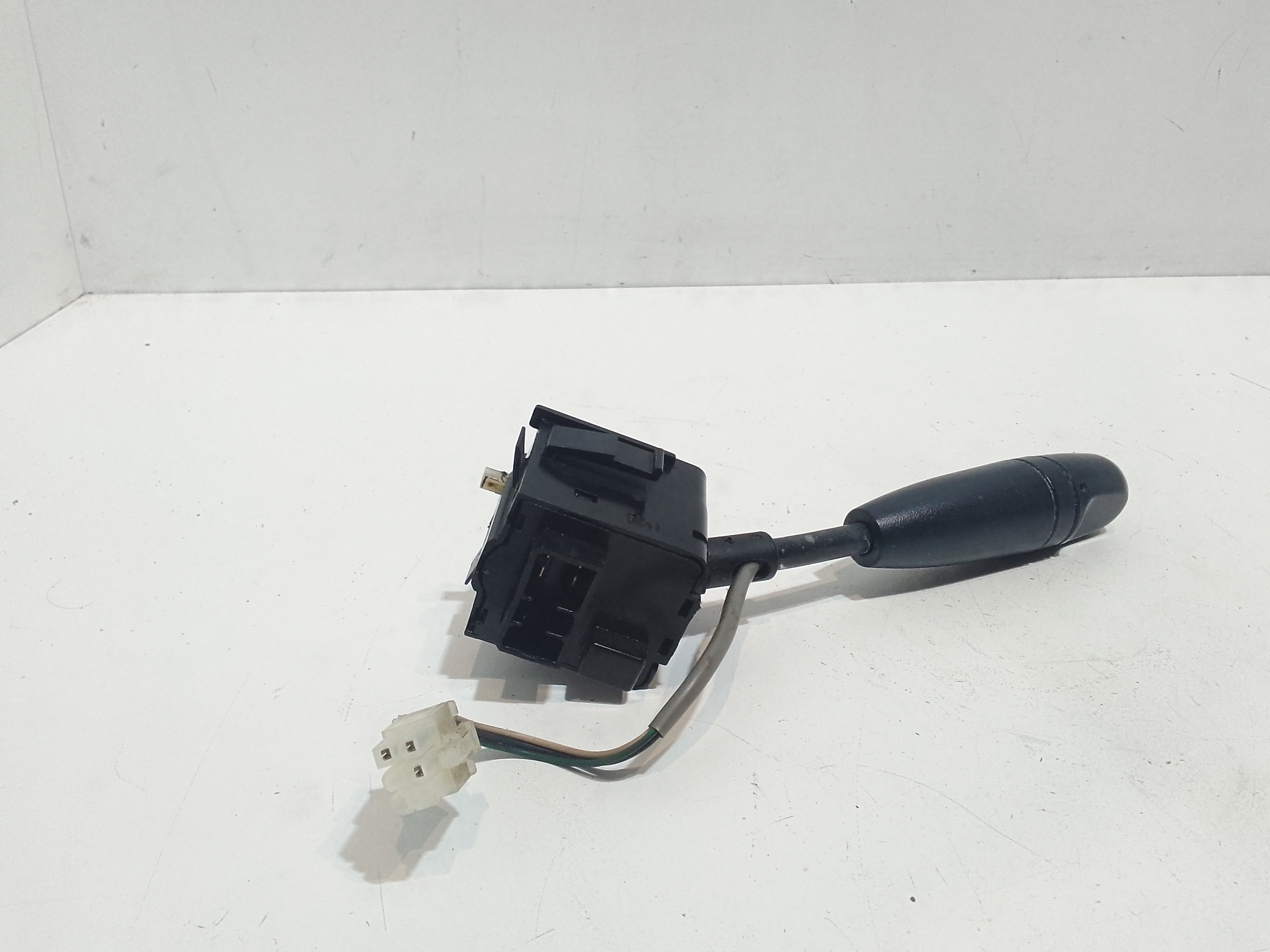 Devioluci sinistro per Chevrolet Aveo 1 Serie (2006 - 2011)