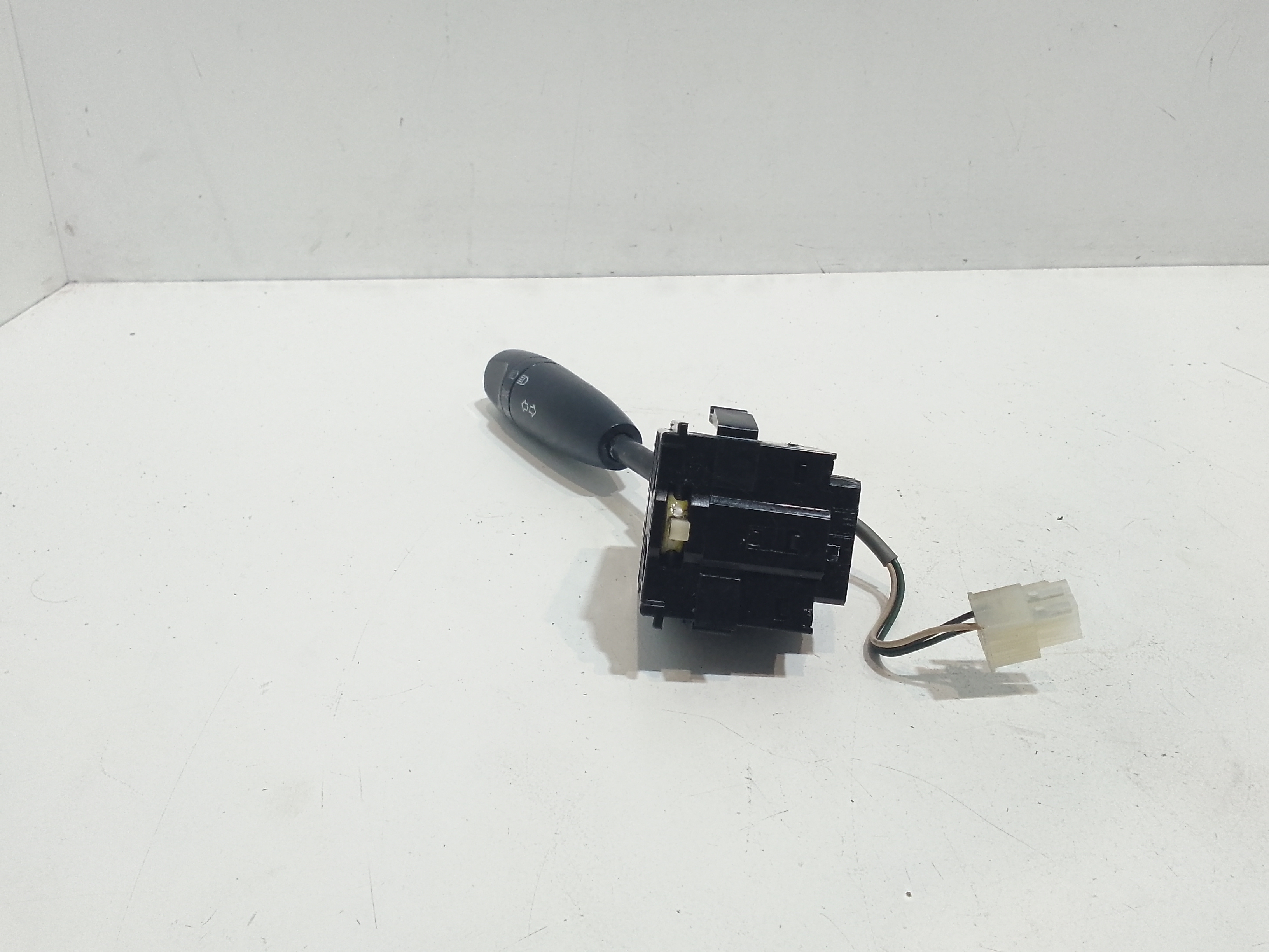 Devioluci sinistro per Chevrolet Aveo 1 Serie (2006 - 2011)