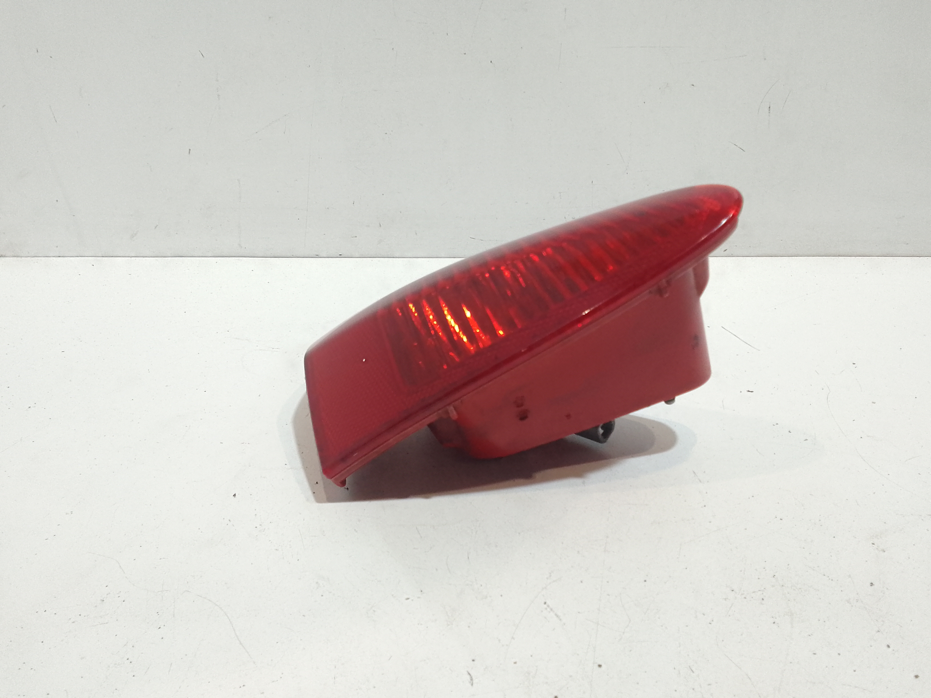 Stop Posteriore Sinistro Integrato nel Portello per Alfa Romeo 147 Serie (937) (00>05<) (2000 - 2005)