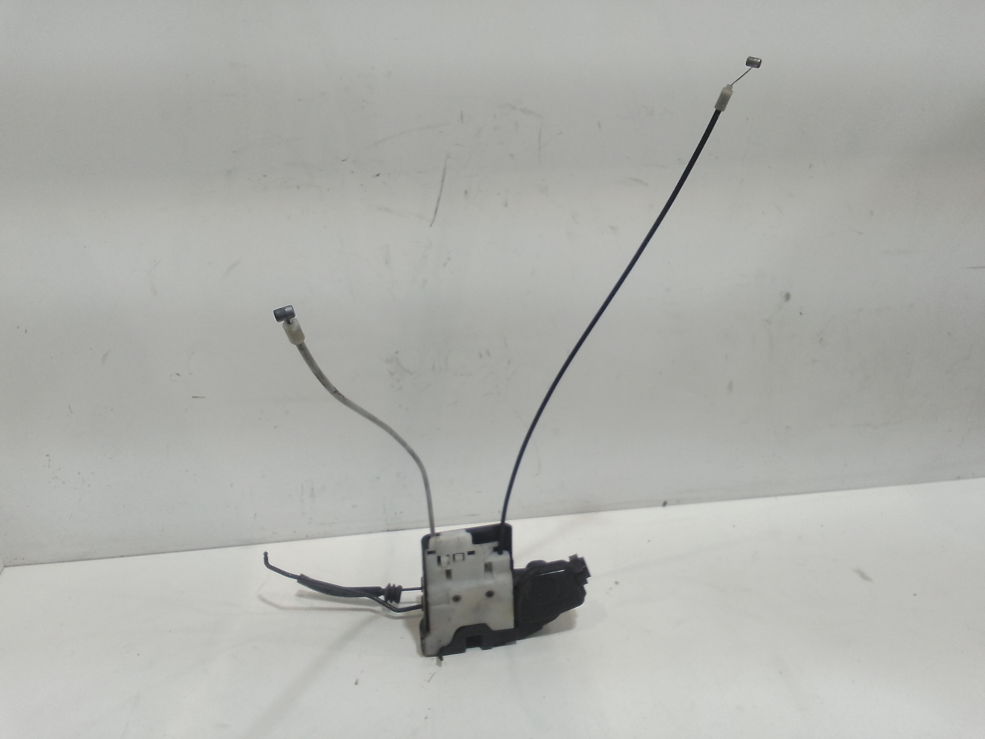 Serratura Anteriore Sinistra per Kia Sportage Serie (04>10) (2004 - 2010)