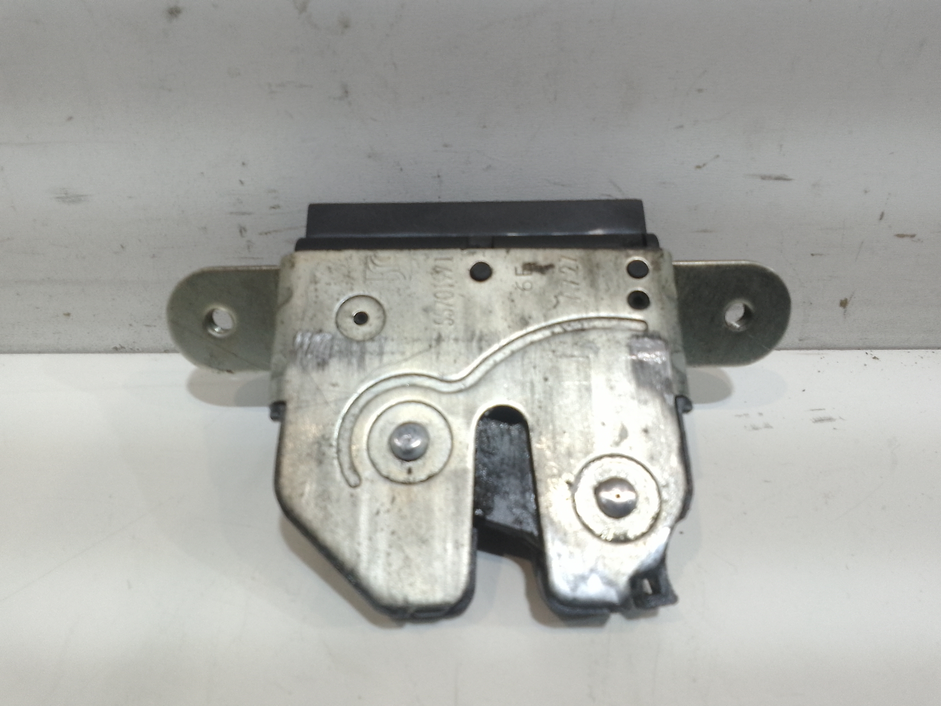 Serratura Cofano Posteriore per Opel Corsa D 3p 1 Serie (2006 - In produzione)