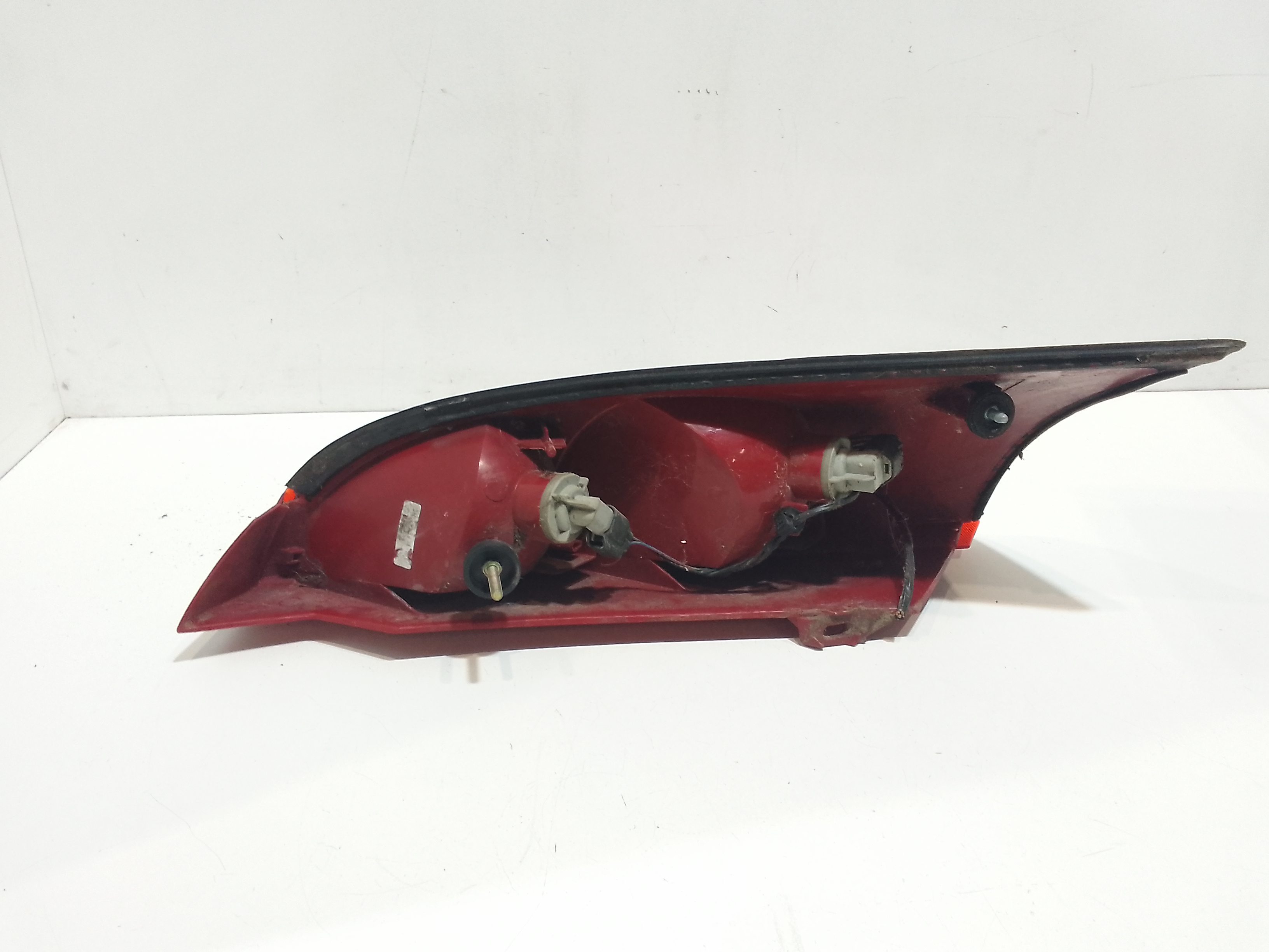 Stop fanale posteriore Destro Passeggero per Ford Focus Berlina 2 Serie (2001 - 2004)