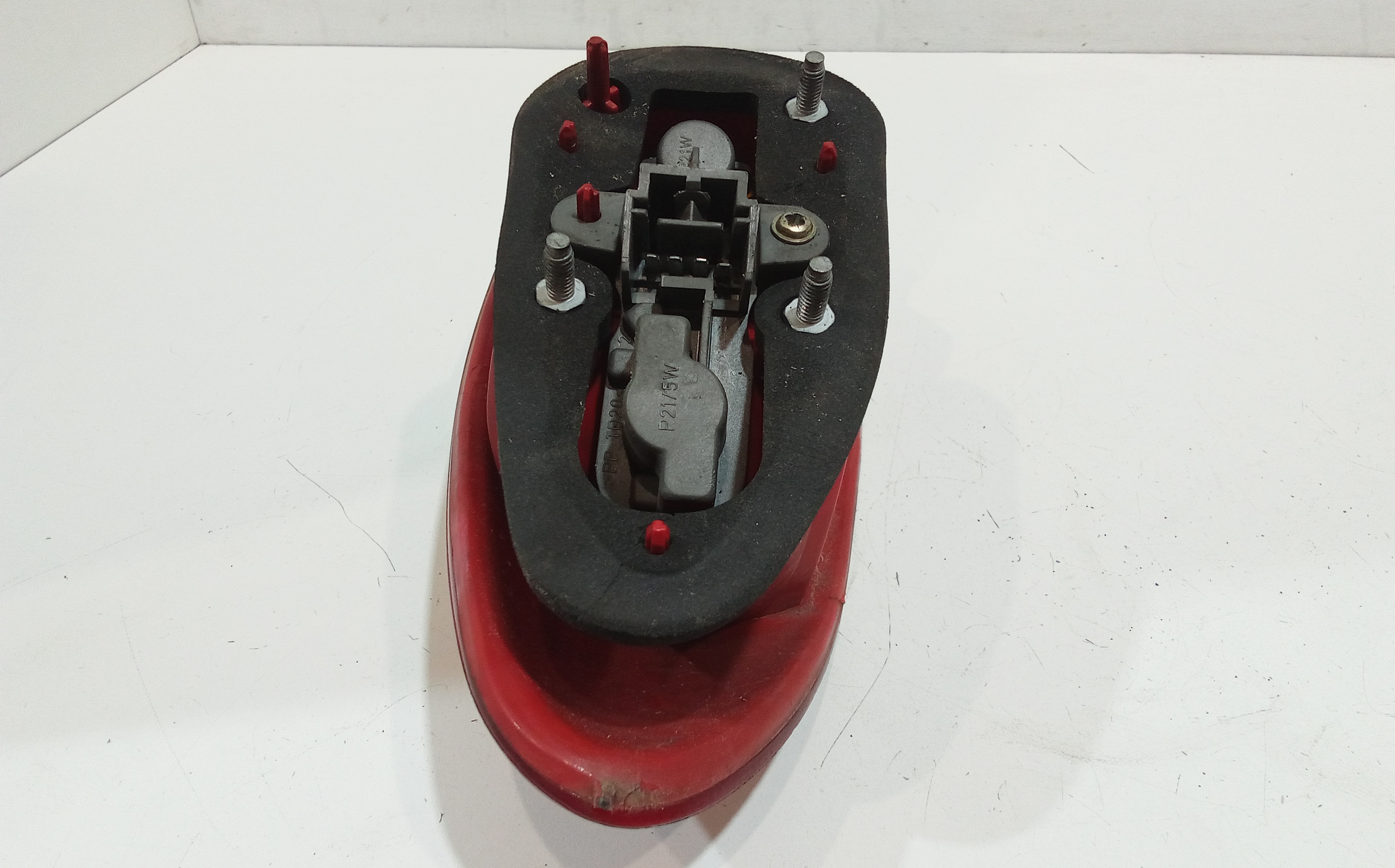 Stop fanale posteriore Destro Passeggero per Alfa Romeo 147 Serie (937) (00>05<) (2000 - 2005)