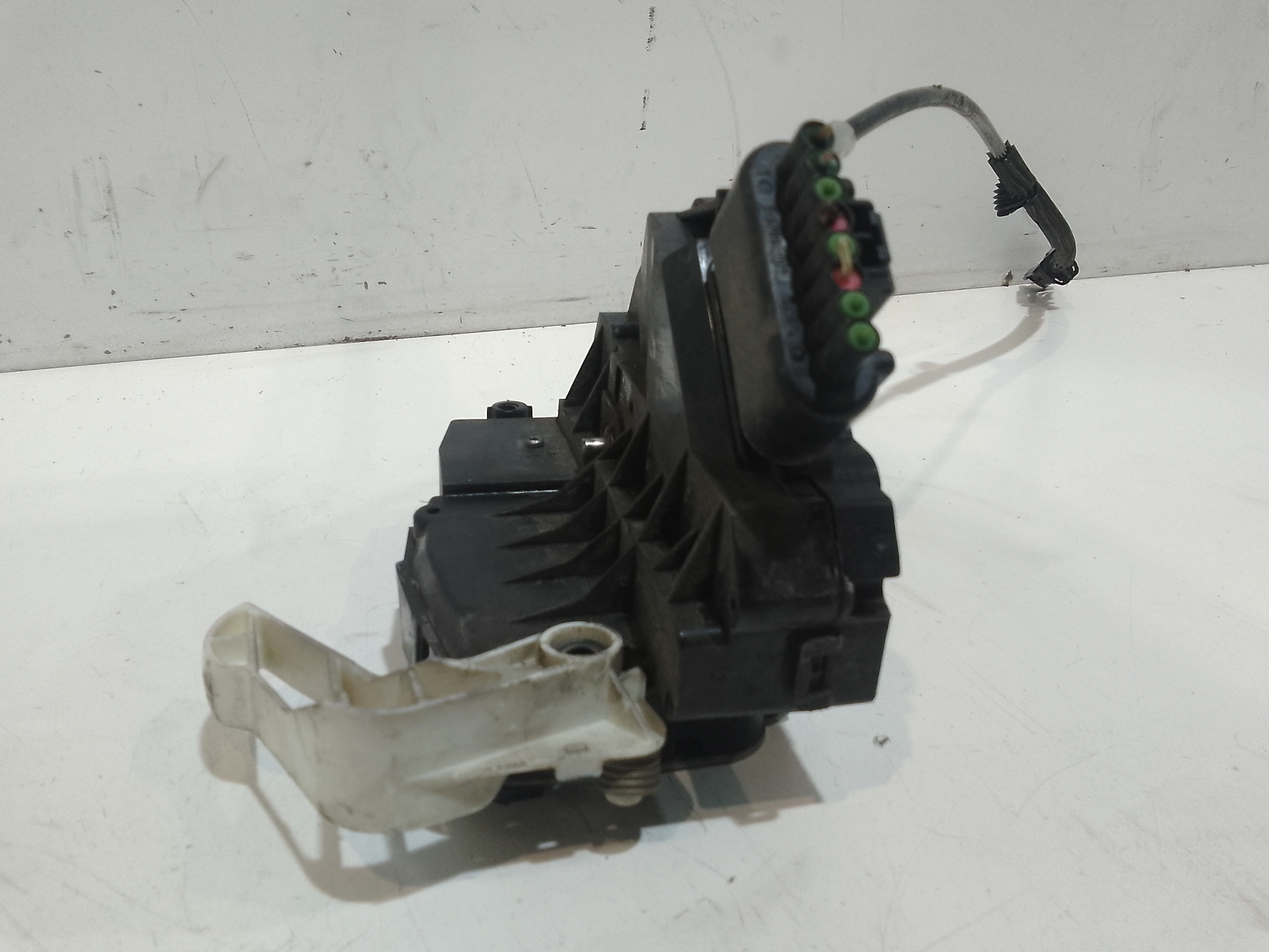 Serratura Anteriore Destra per Ford Fiesta 6 Serie (2008 - 2017)