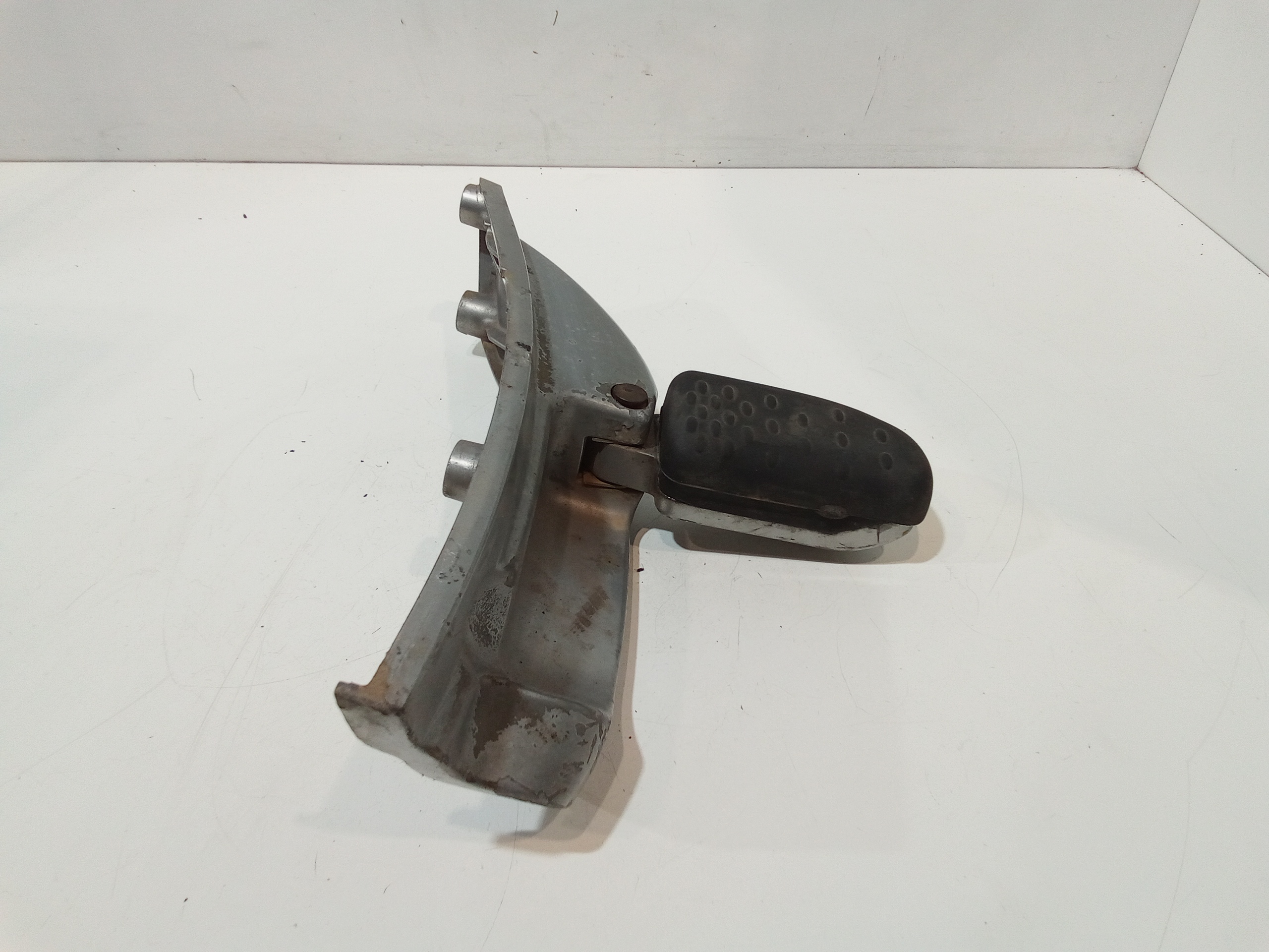 Pedalino Dx per Aprilia Scarabeo 200cc (03>07) (2003 - 2007)