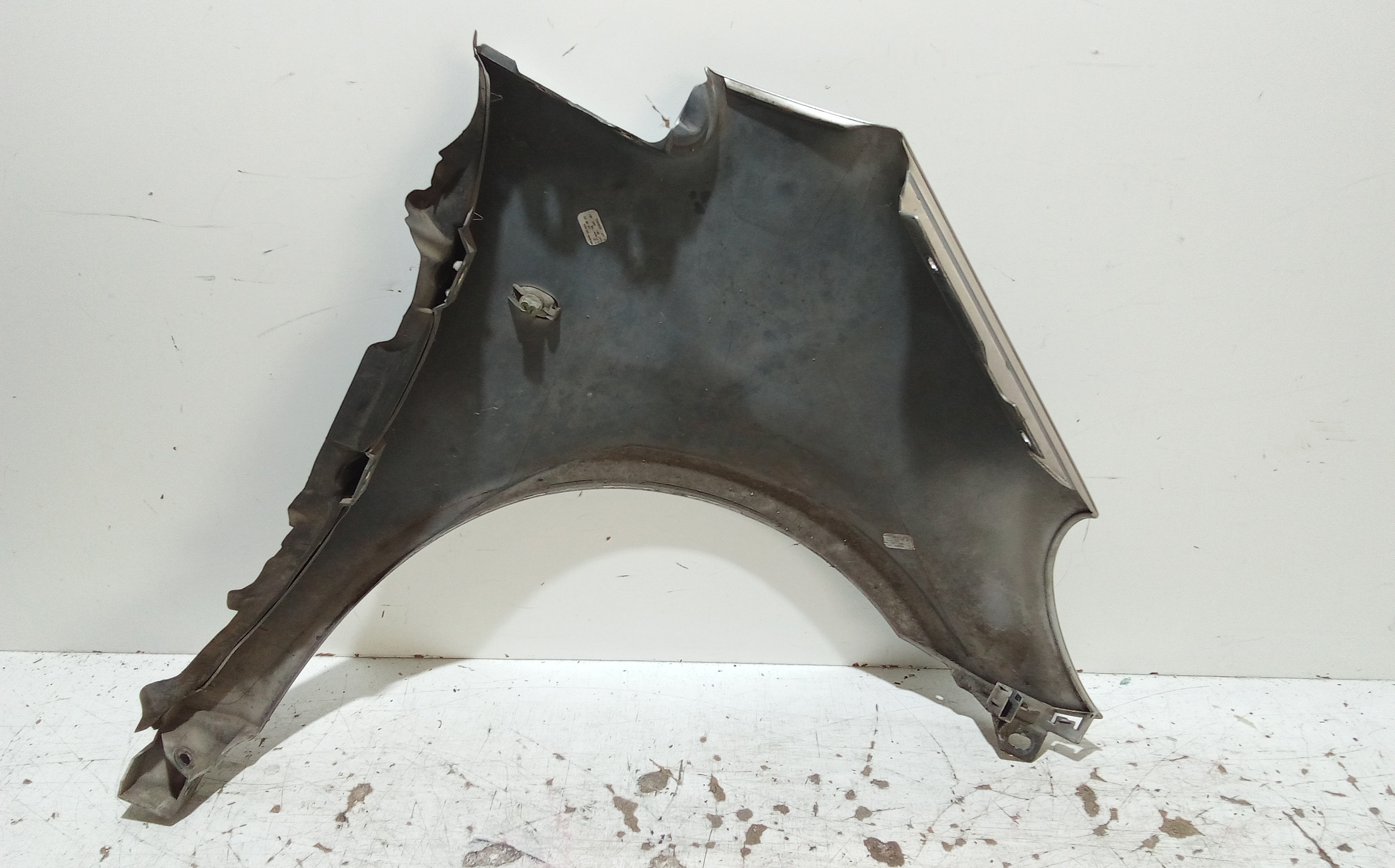 Parafango Anteriore Sinistro per Mercedes Classe A W168 2 Serie (2001 - 2004)