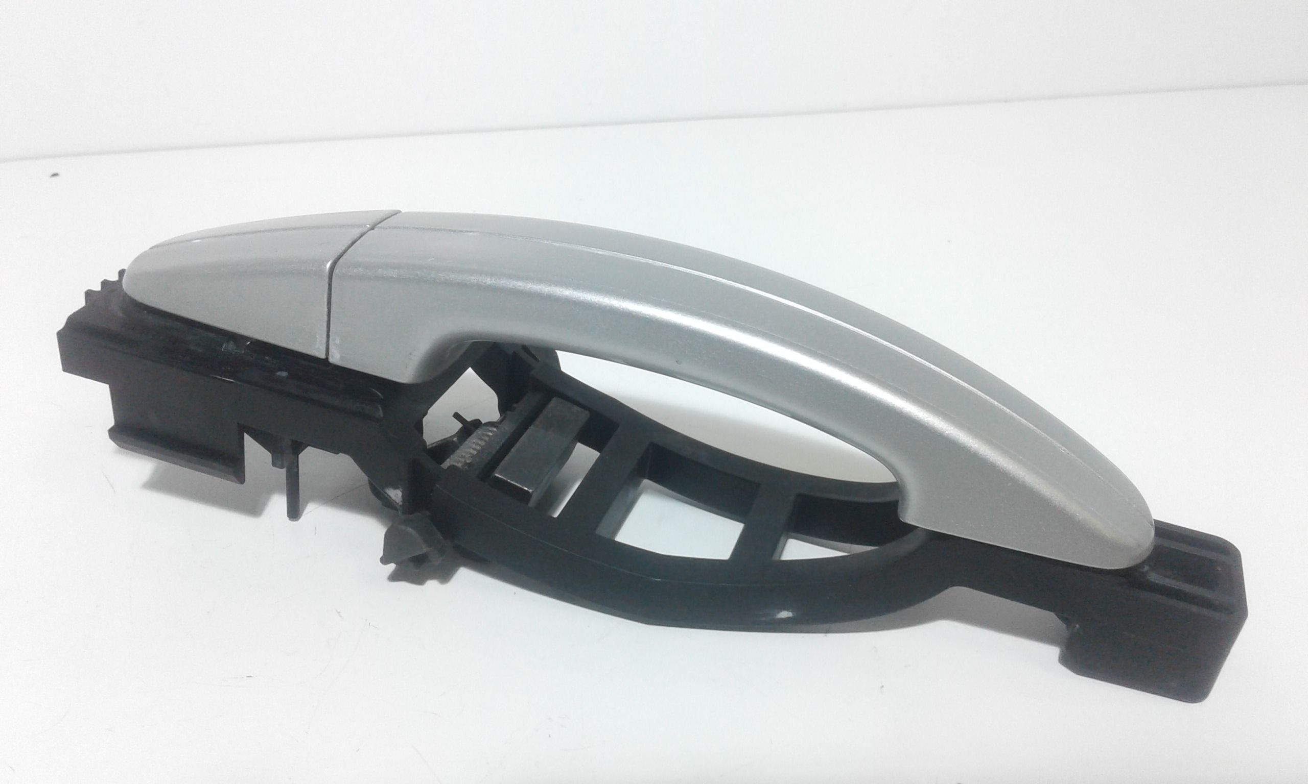 Maniglia esterna Posteriore Destra FORD C - Max Serie (03>07)