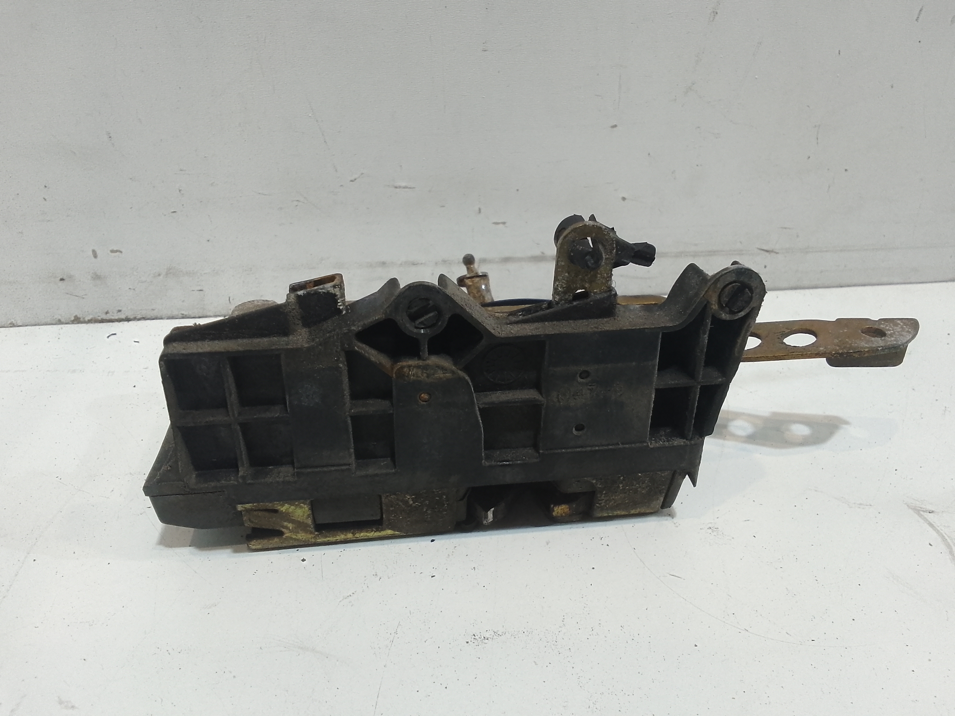 Serratura Anteriore Destra per Fiat Tipo Serie (88>96) (1988 - 1995)