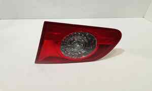 Stop Posteriore Destro Integrato nel Portello per Volkswagen Passat Berlina 4 Serie (2005 - 2010)