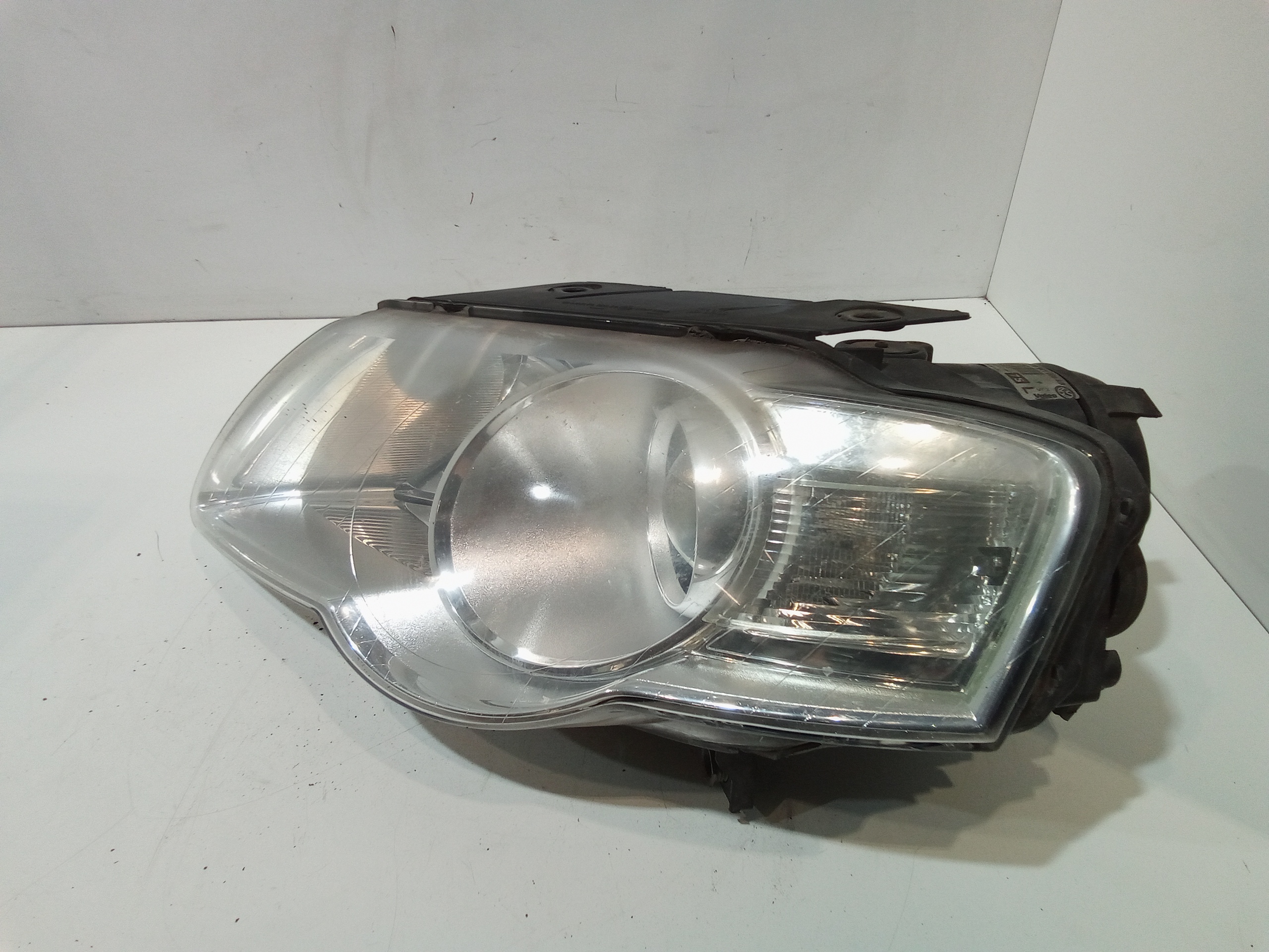 Faro anteriore Sinistro Guida per Volkswagen Passat Variant 4 Serie (2005 - 2010)