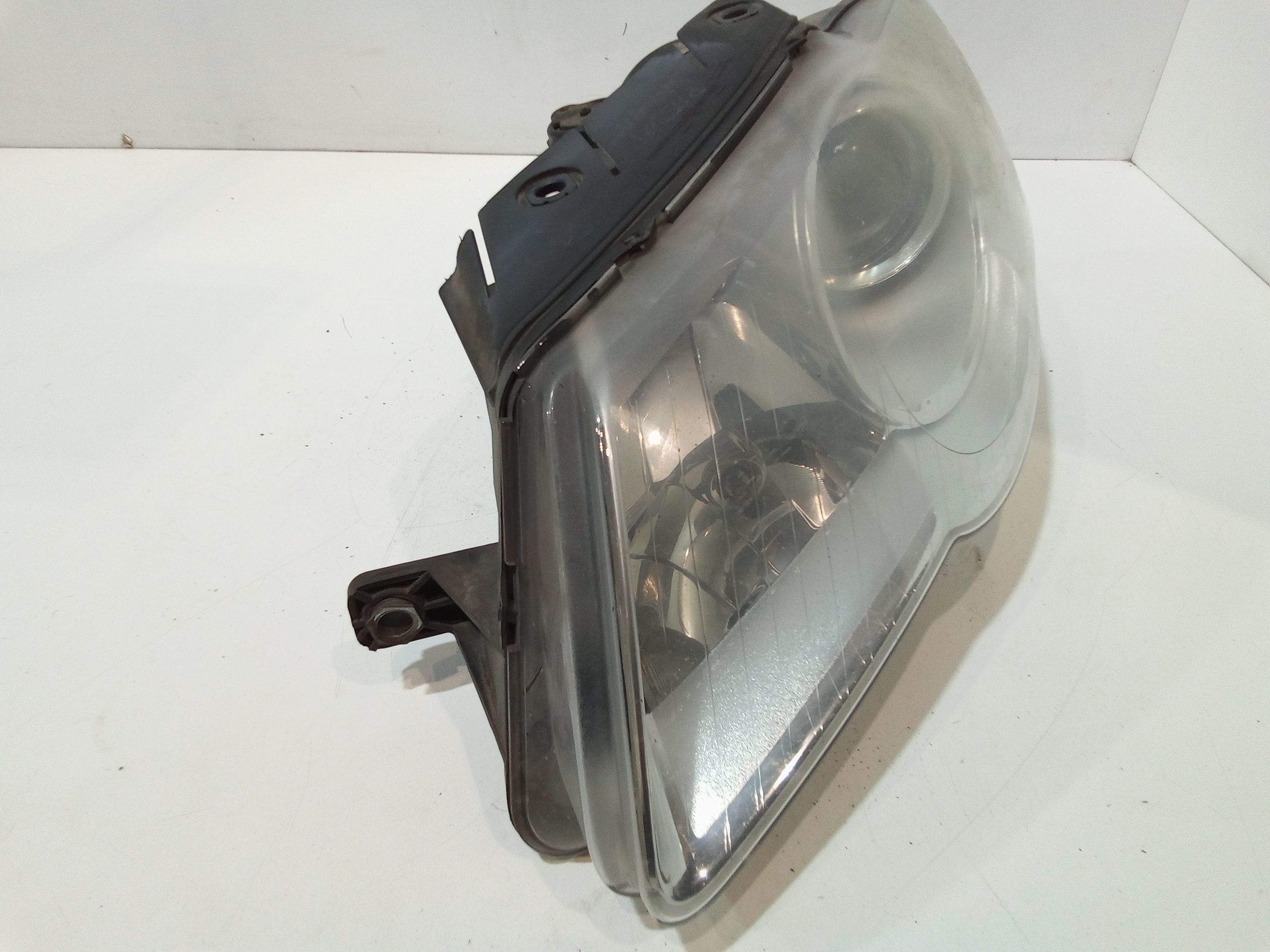 Faro anteriore Sinistro Guida per Volkswagen Passat Variant 4 Serie (2005 - 2010)