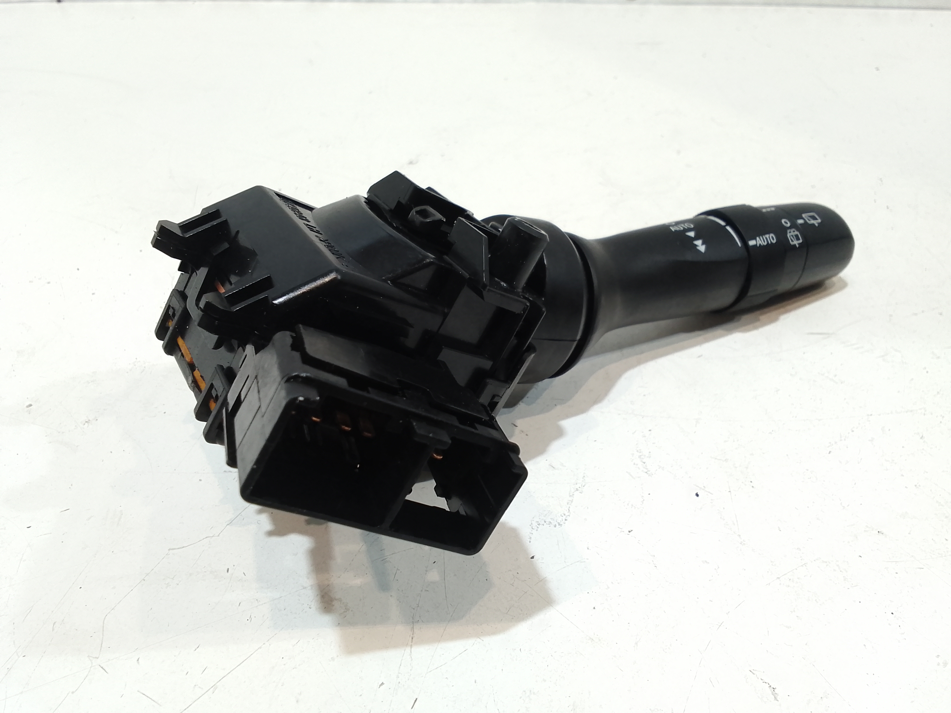 Devioluci destro per Toyota Rav4 5 Serie (2009 - 2012)