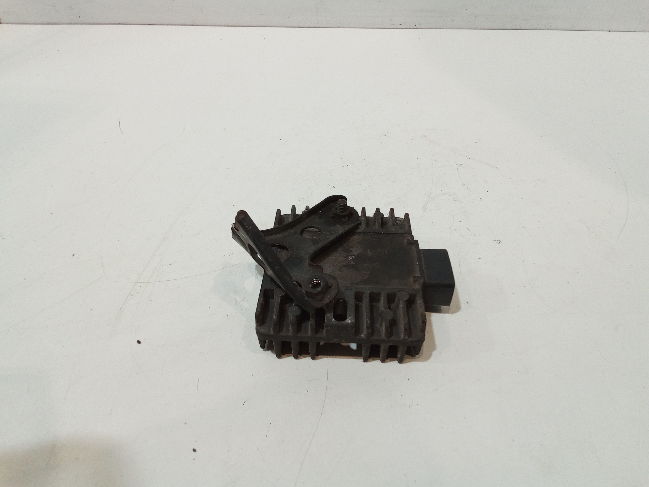 Regolatore di tensione per Yamaha Tmax 500cc (2001 - 2003)