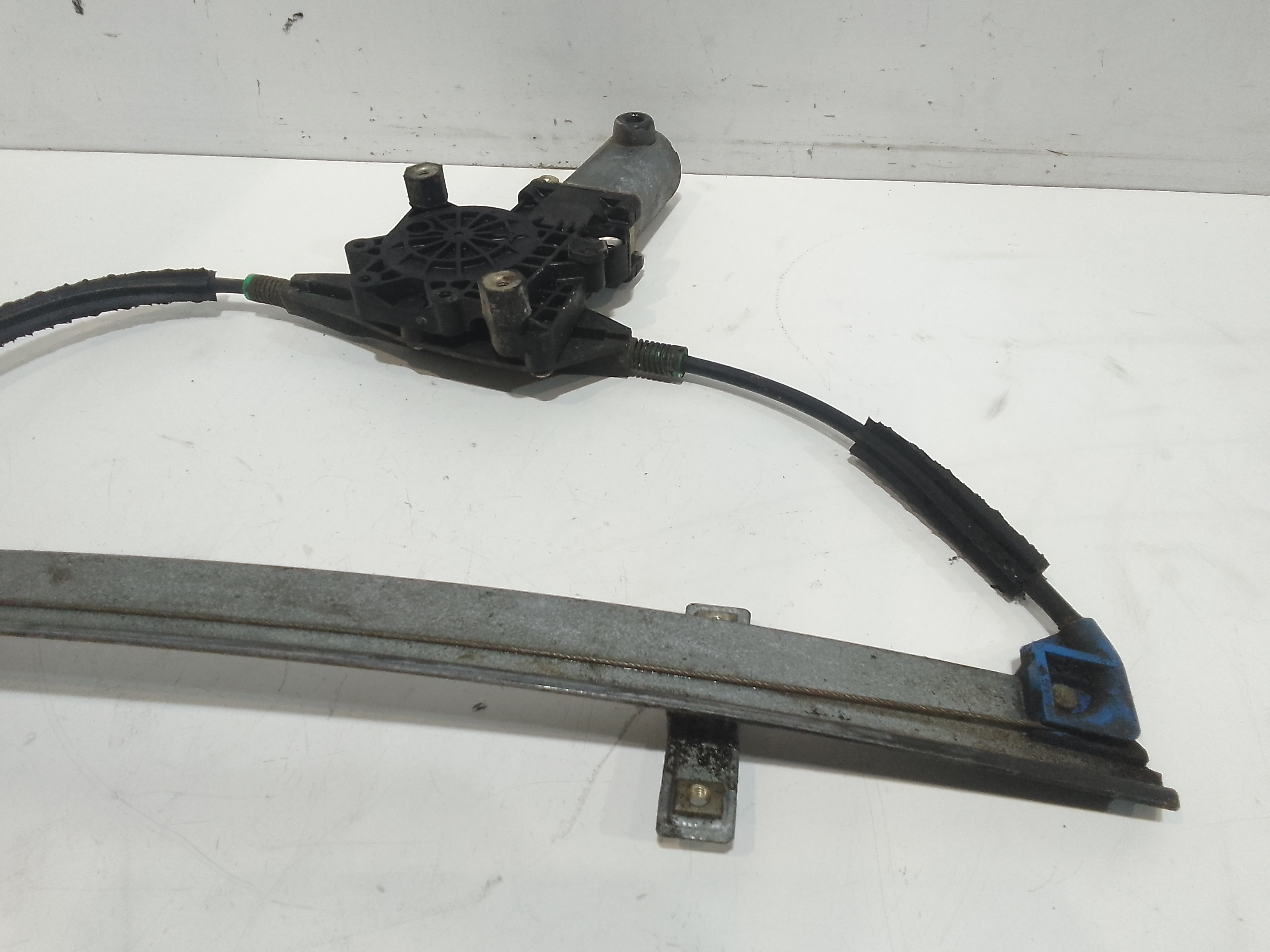 Cremagliera anteriore sinistra Guida per Ford Mondeo Berlina 2 Serie (1996 - 2000)