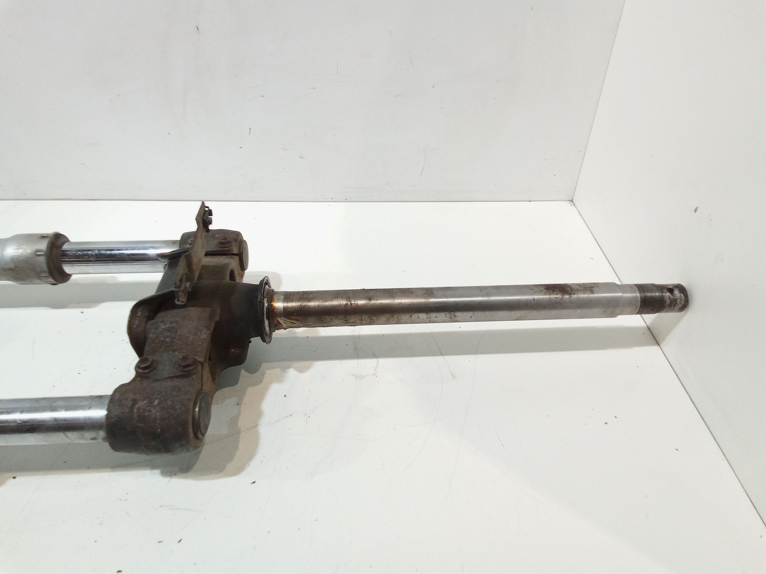 Forcina anteriore per Aprilia Scarabeo 200cc (03>07) (2003 - 2007)