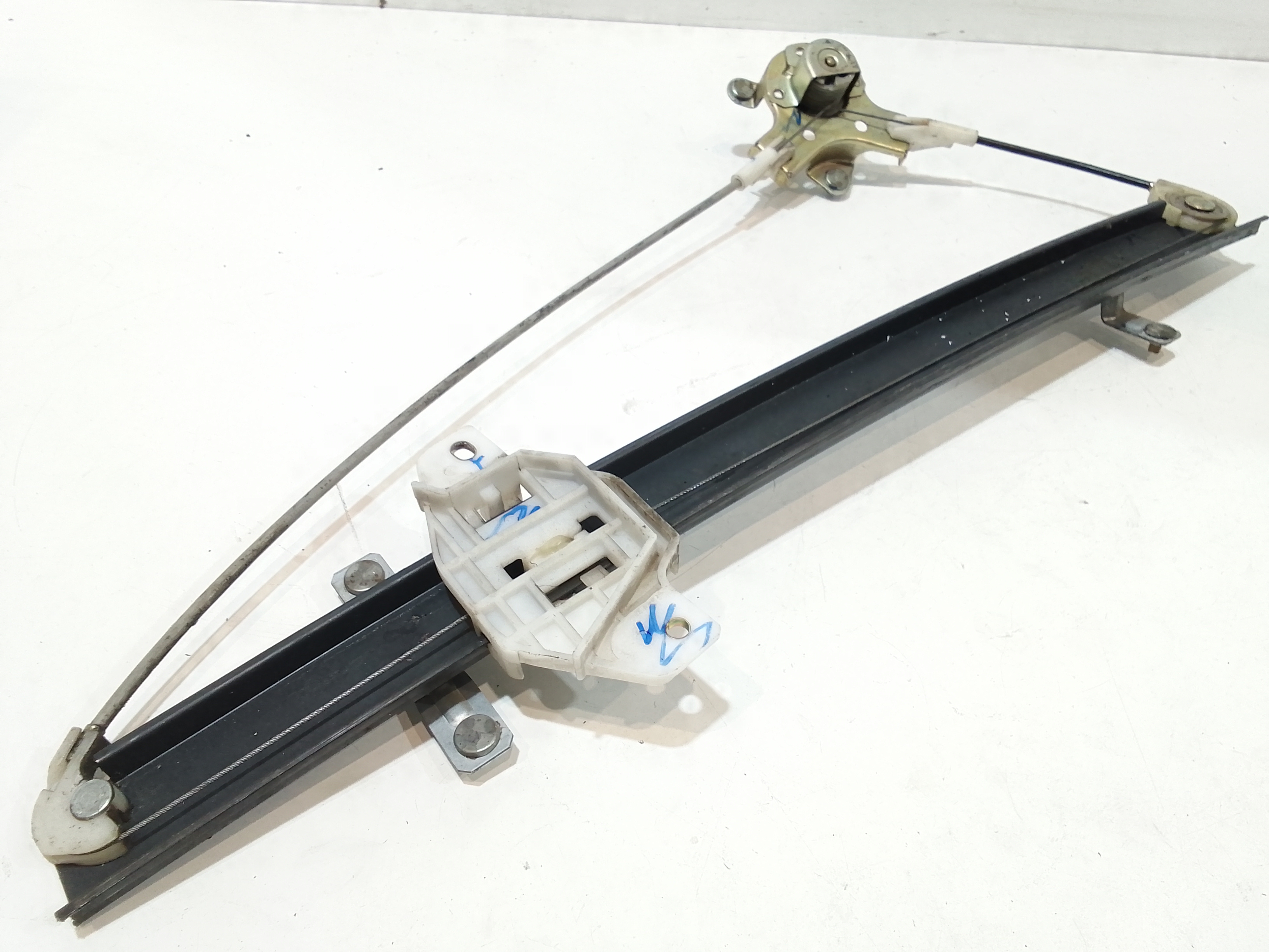 Cremagliera anteriore sinistra Guida per Hyundai H1 1 Serie Furgonato (1999 - 2008)