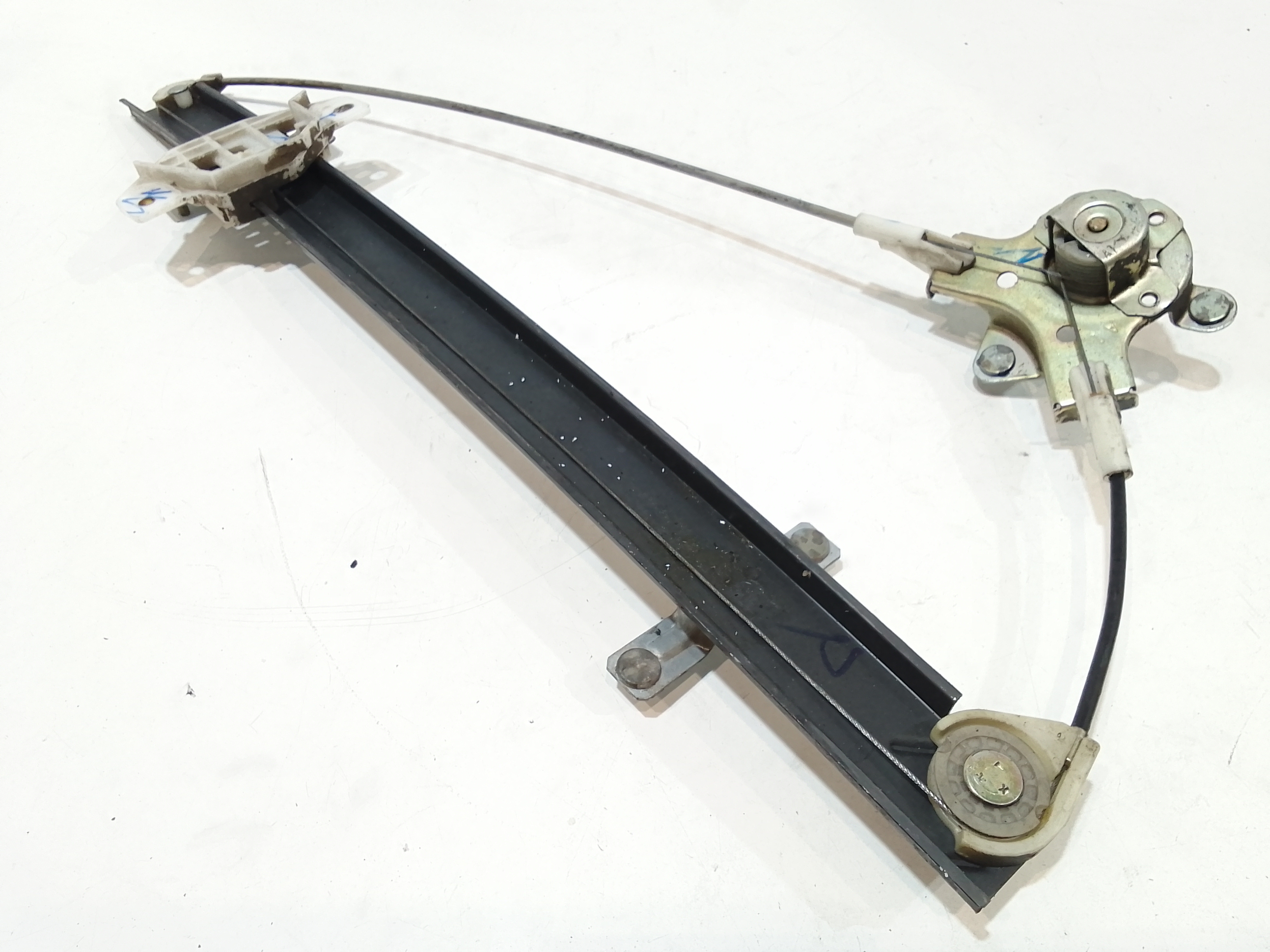 Cremagliera anteriore sinistra Guida per Hyundai H1 1 Serie Furgonato (1999 - 2008)