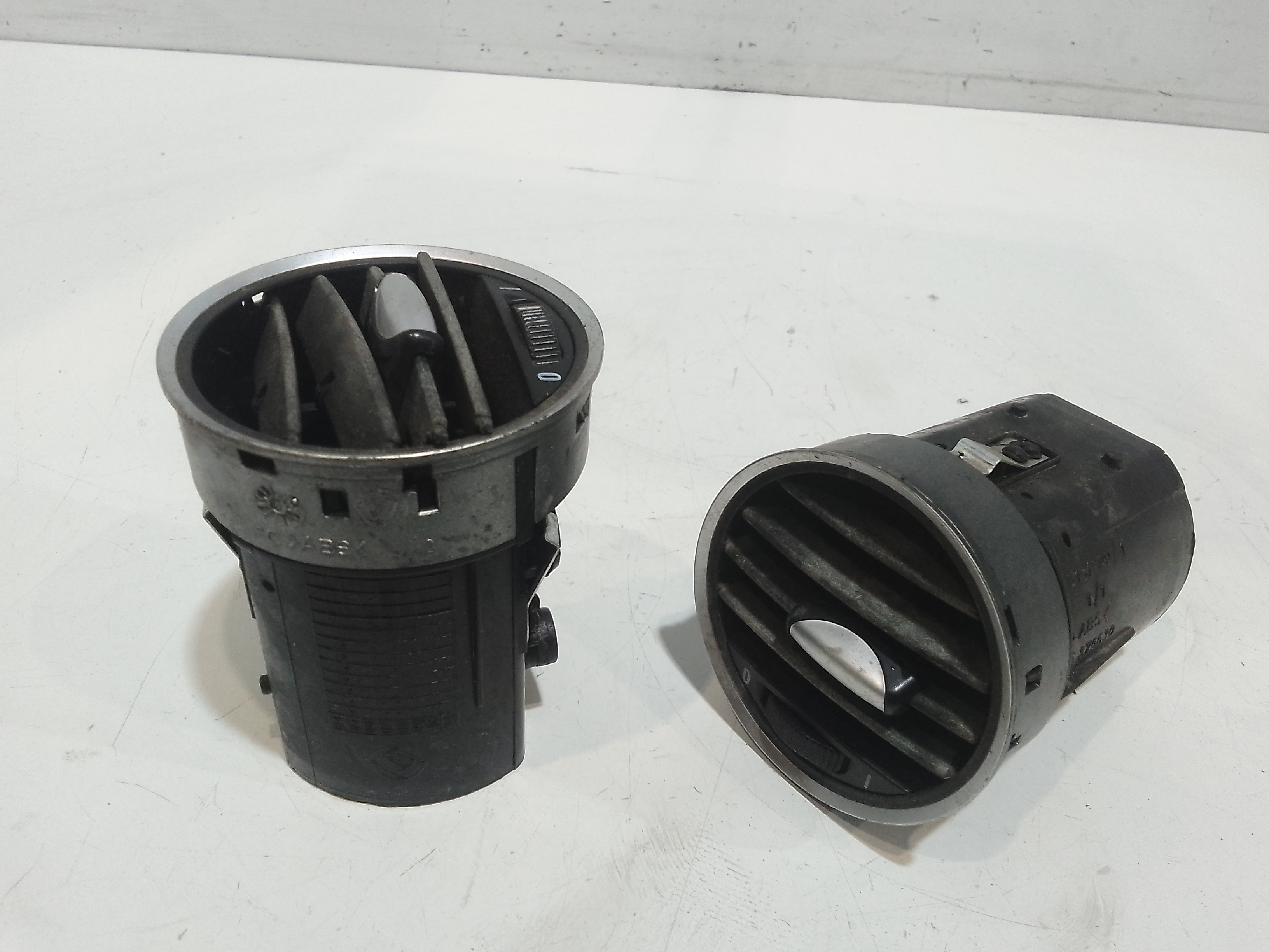 Bocchette Aria Cruscotto per Alfa Romeo 159 Sportwagon Serie (05>11) (2005 - 2011)