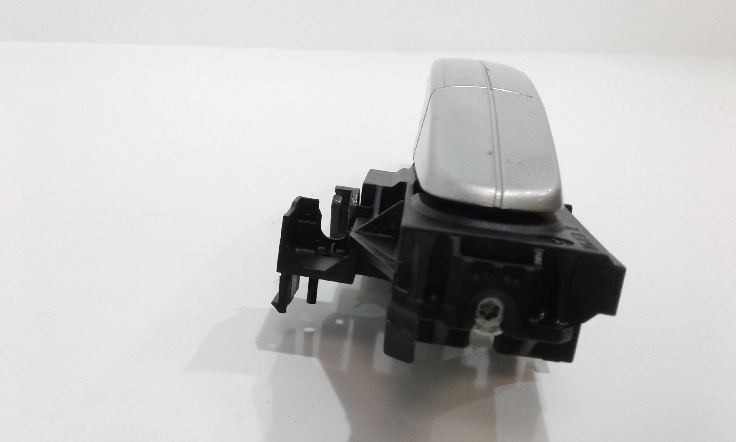 Maniglia esterna Anteriore Destra FORD C - Max Serie (03>07)