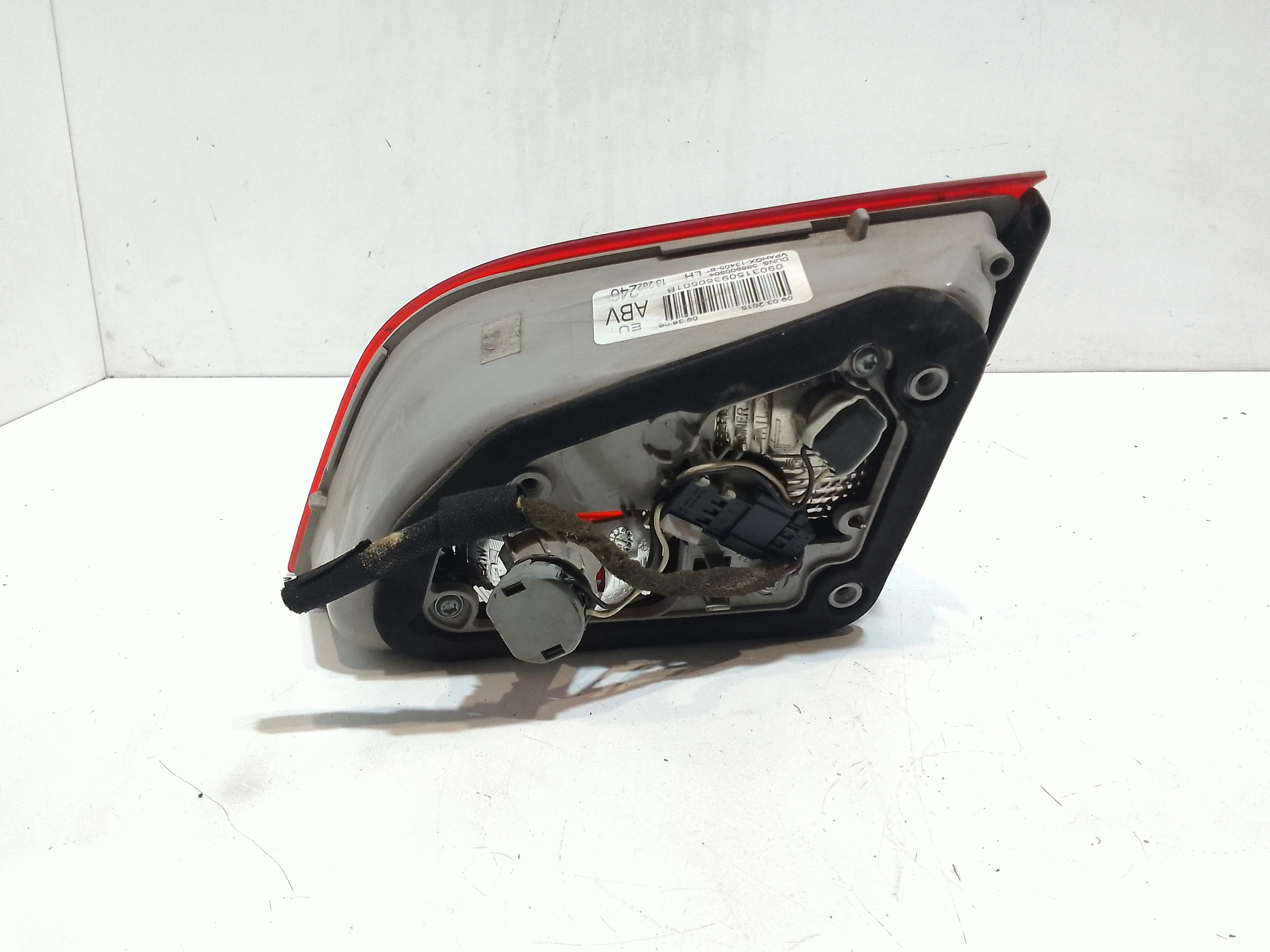 Stop Posteriore Sinistro Integrato nel Portello per Opel Insignia S. Wagon (2008 - 2017)