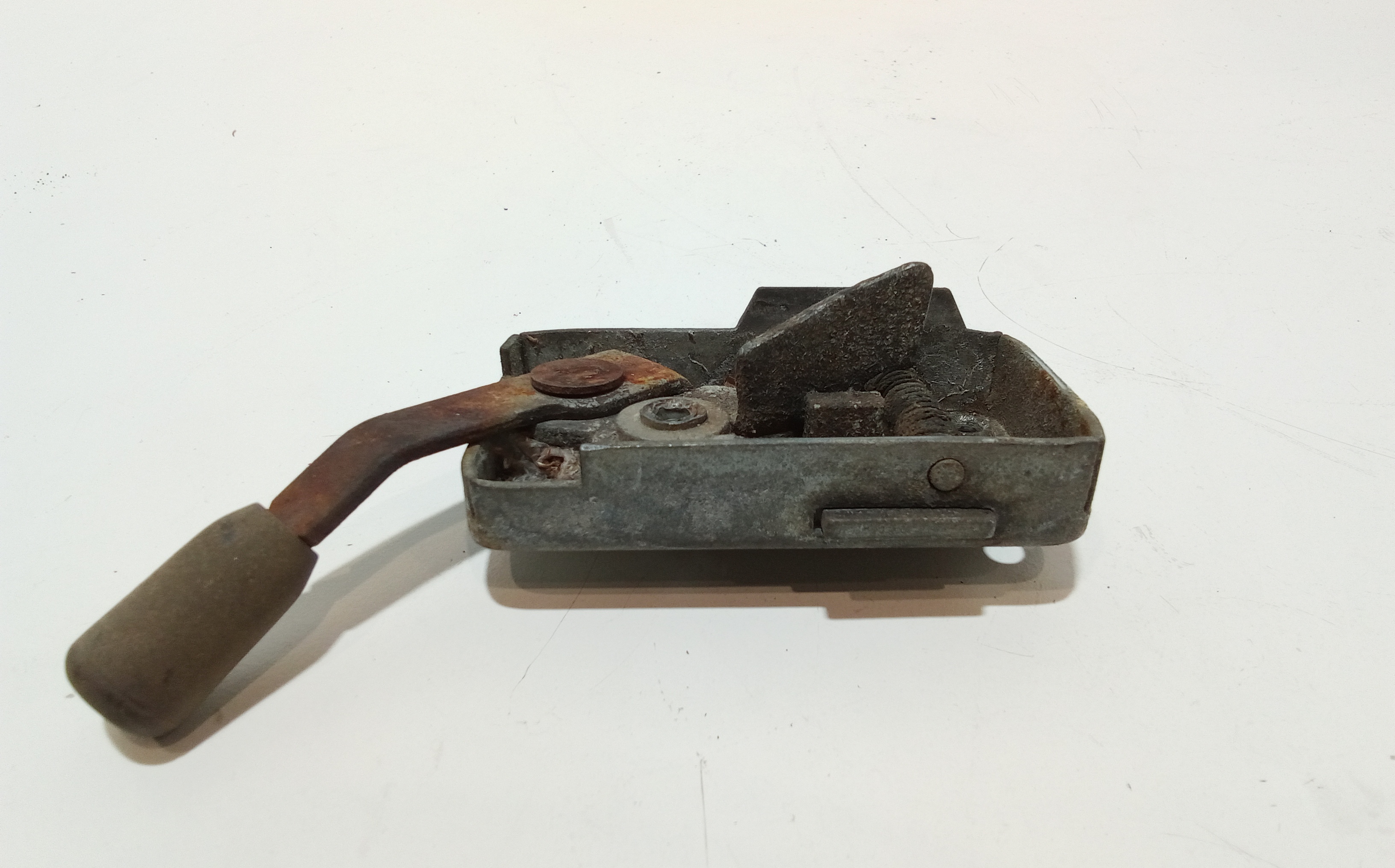 Serratura Anteriore Destra per Fiat 500 Belvedere (1953 - 1965)