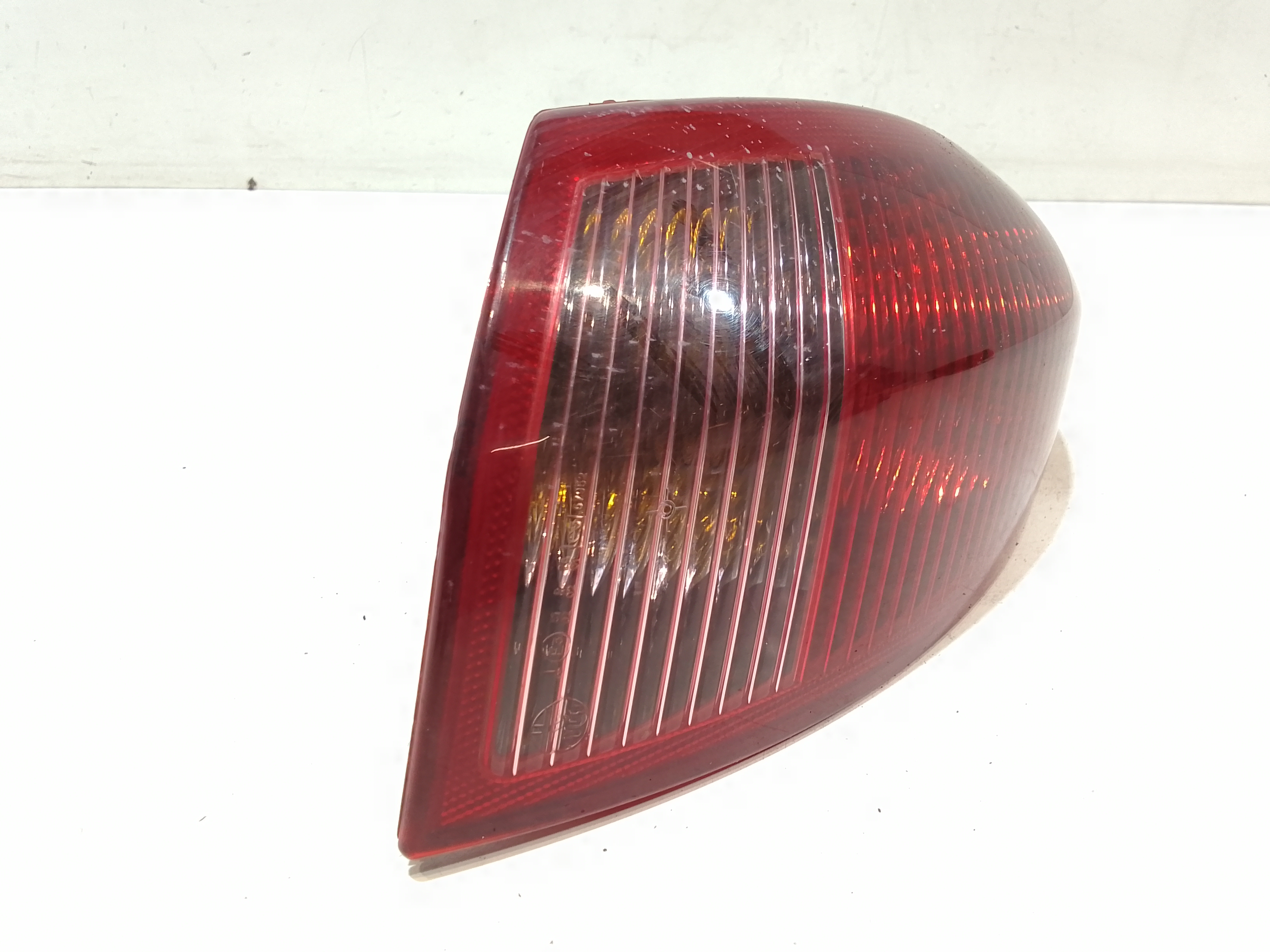 Stop fanale posteriore Destro Passeggero per Alfa Romeo 147 Serie (937) (00>05<) (2000 - 2005)