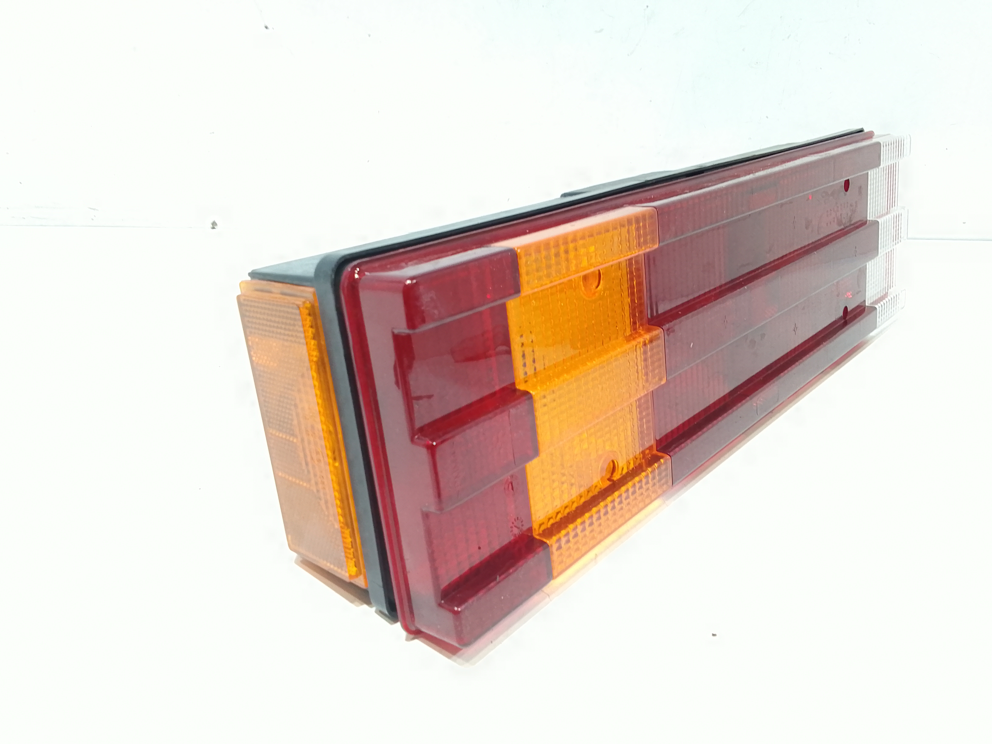 Stop fanale Posteriore sinistro lato Guida per Mercedes Atego 3 Ejes 26t/bm 950/2/4 (97>05) (1997 - 2005)