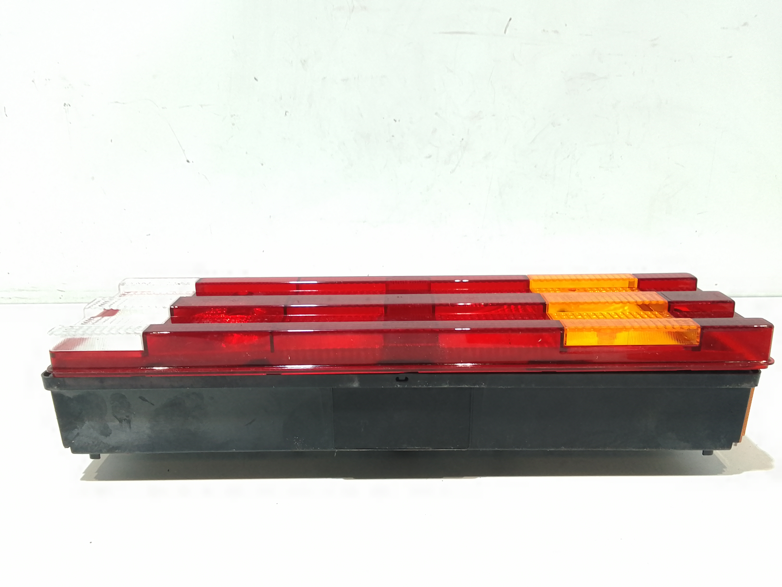 Stop fanale posteriore Destro Passeggero per Mercedes Atego 3 Ejes 26t/bm 950/2/4 (97>05) (1997 - 2005)