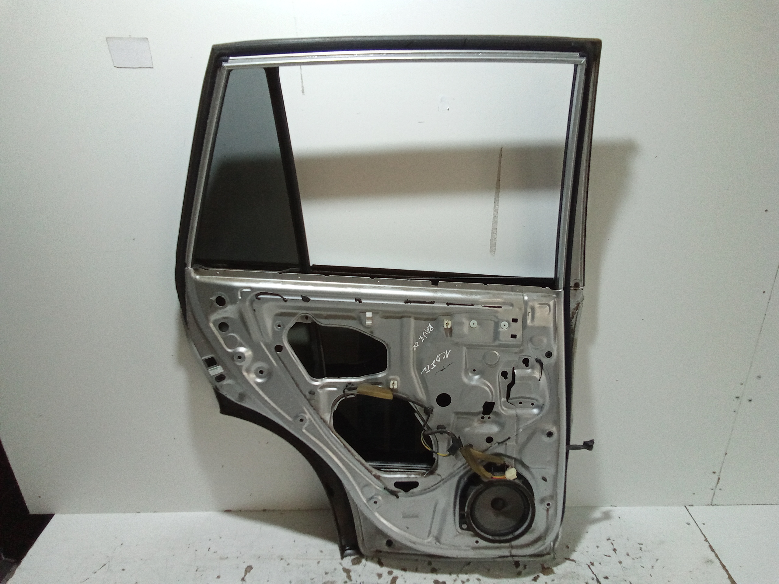 Portiera Posteriore Sinistra per Toyota Rav4 2 Serie (2000 - 2003)