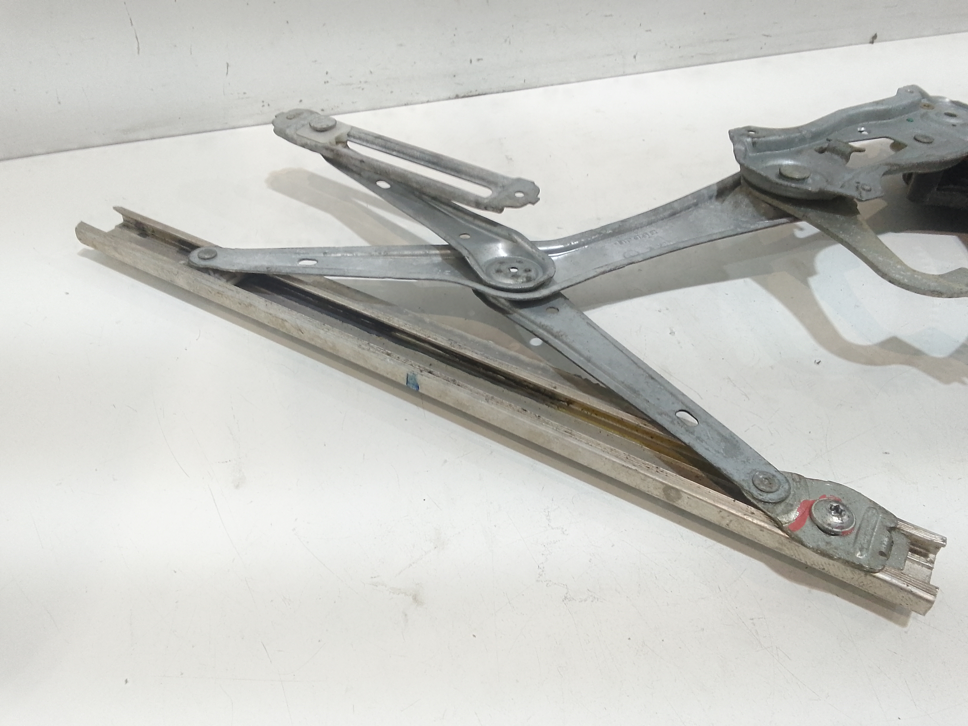 Cremagliera anteriore sinistra Guida per Mercedes Classe C Berlina W202 2 Serie (1997 - 2000)