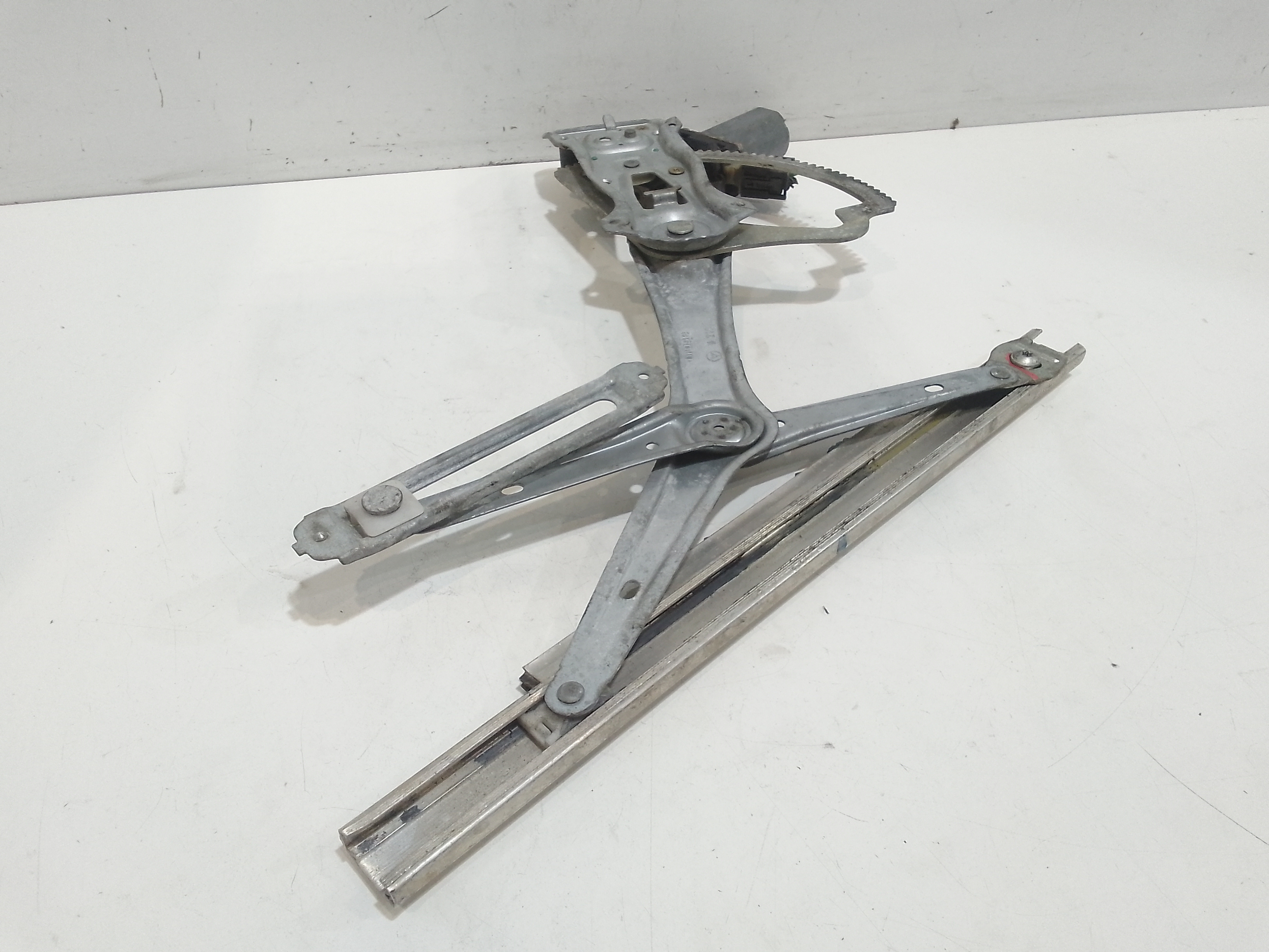 Cremagliera anteriore sinistra Guida per Mercedes Classe C Berlina W202 2 Serie (1997 - 2000)