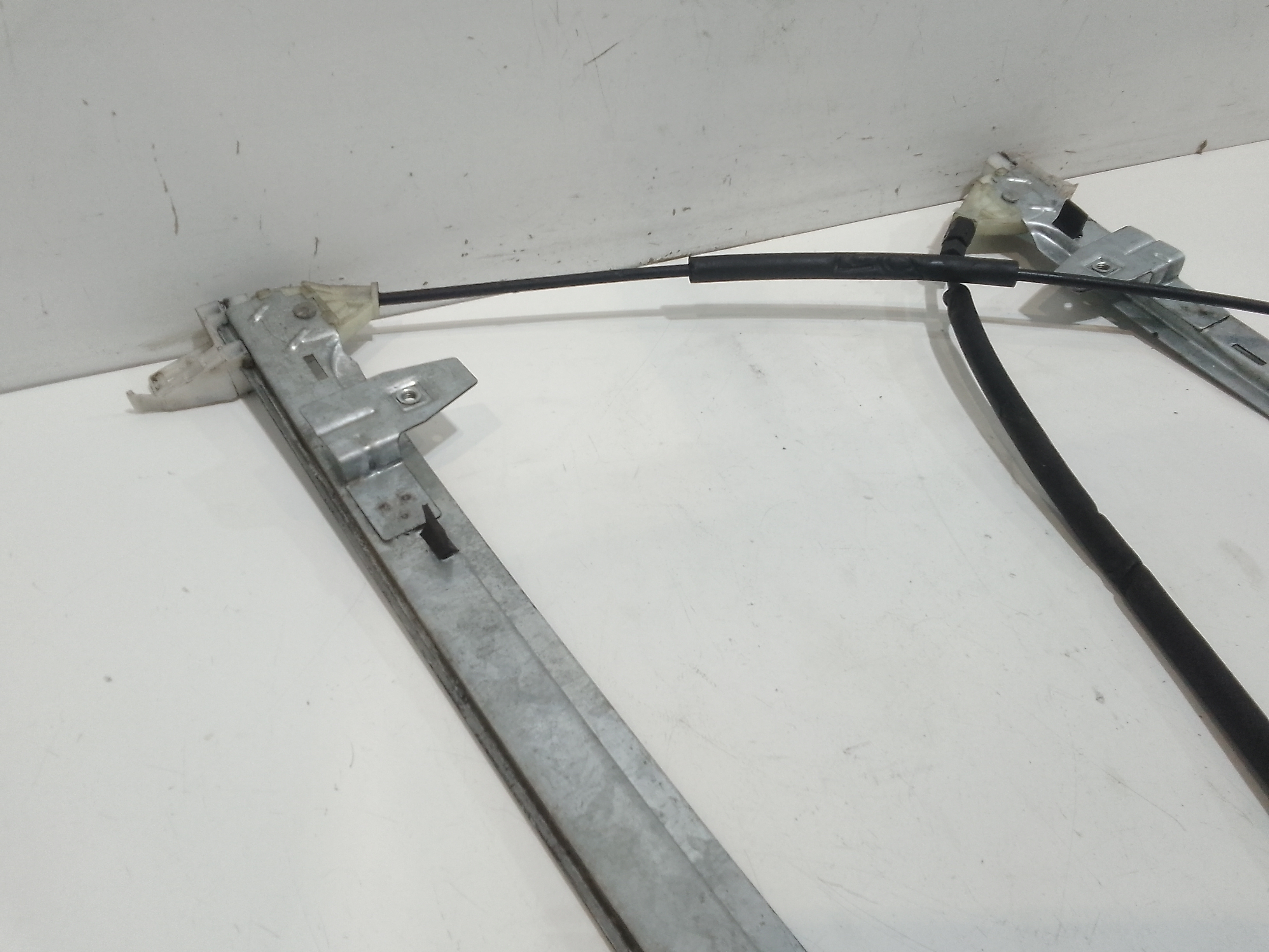 Cremagliera anteriore sinistra Guida per Citroen Xsara Picasso 2 Serie (2003 - 2006)