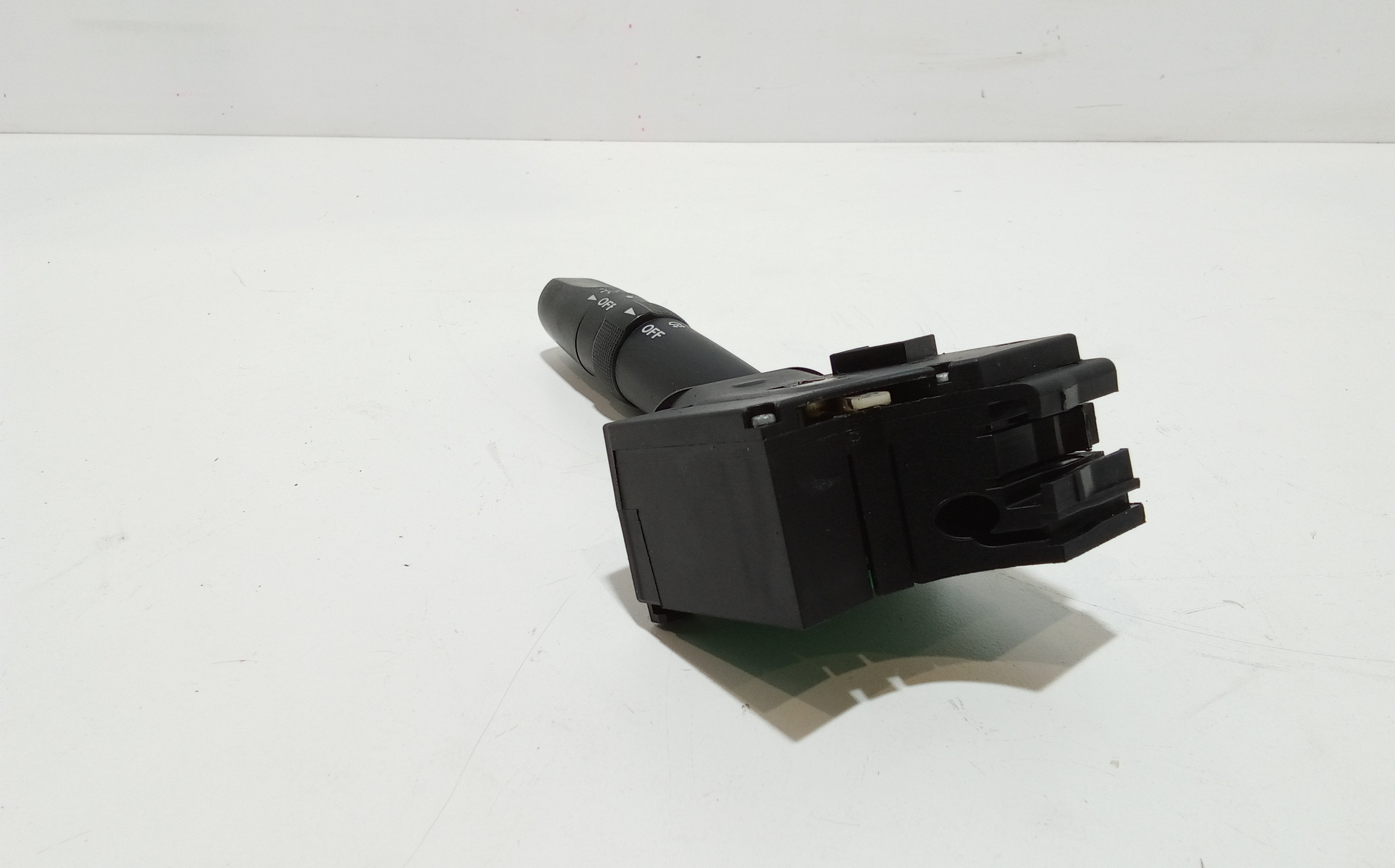 Devioluci sinistro per Mazda 2 Berlina 1 Serie (2003 - 2007)