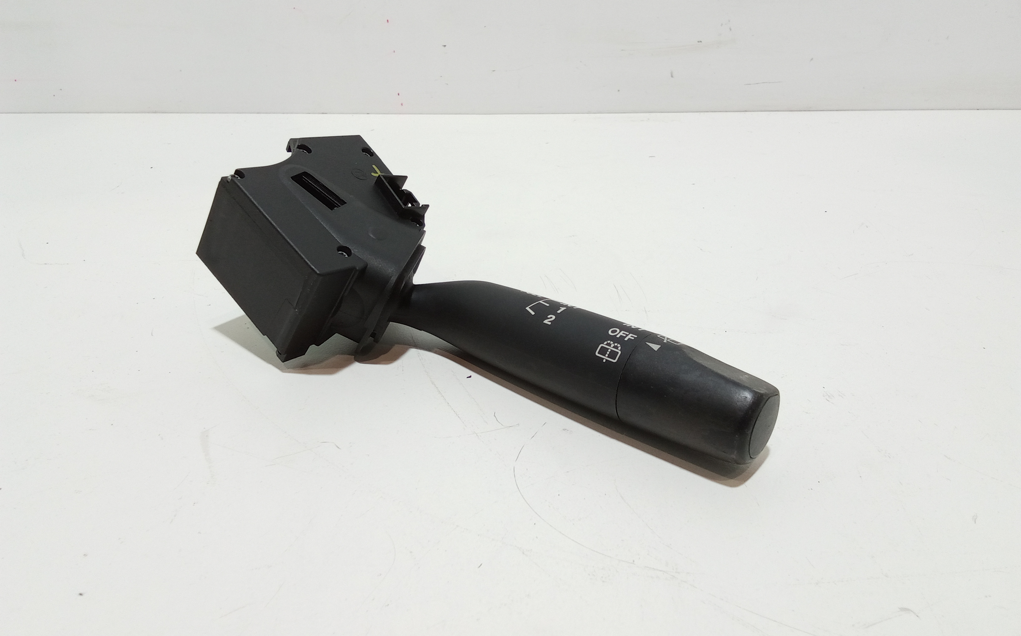 Devioluci destro per Mazda 2 Berlina 1 Serie (2003 - 2007)