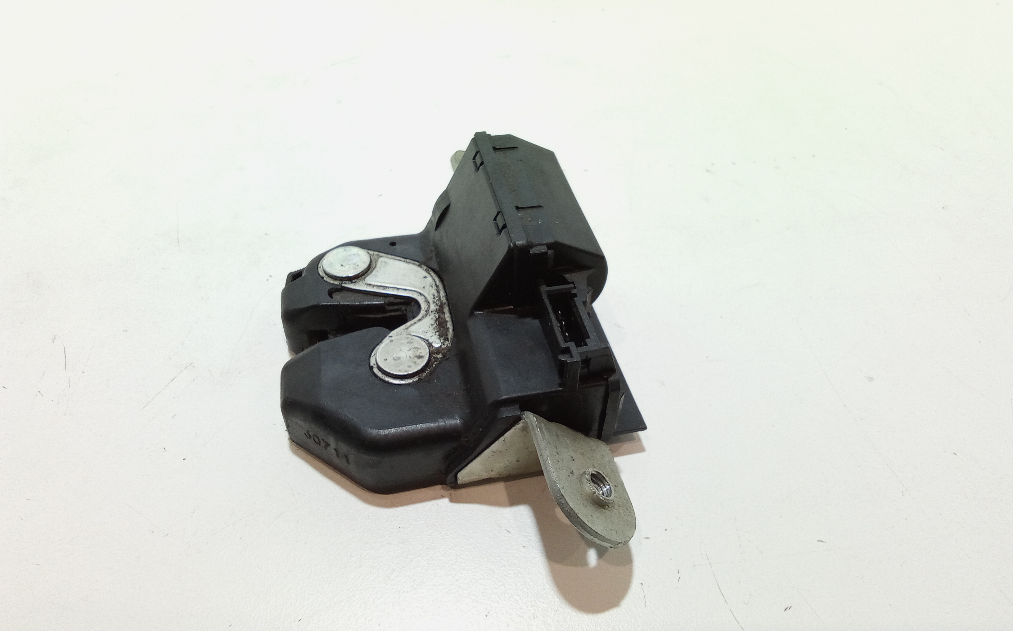 Serratura Cofano Posteriore per Opel Corsa D 3p 2 Serie (2011 - In produzione)